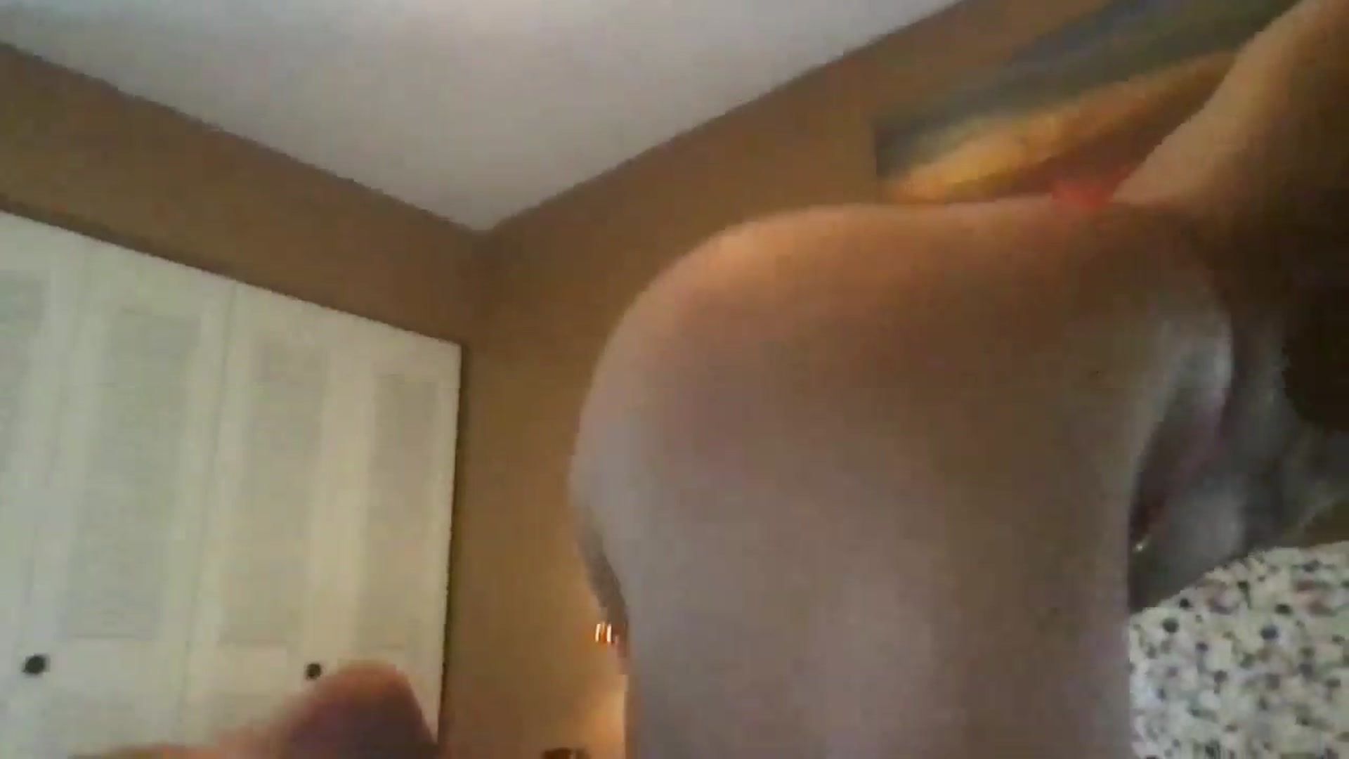 Gallery image thumbnail from redhotbikinis's myfreecams stream on, 11/10/2024, 17:55 image 7 of 20