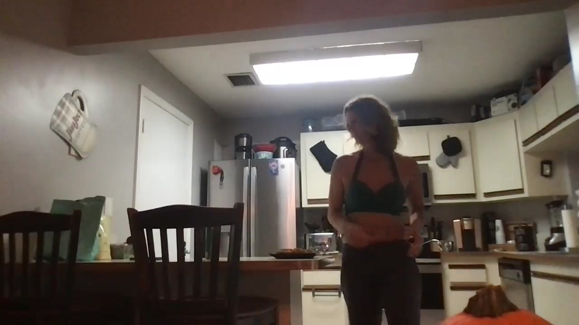 Gallery image thumbnail from redhotbikinis's myfreecams stream on, 11/18/2024, 15:26 image 7 of 20