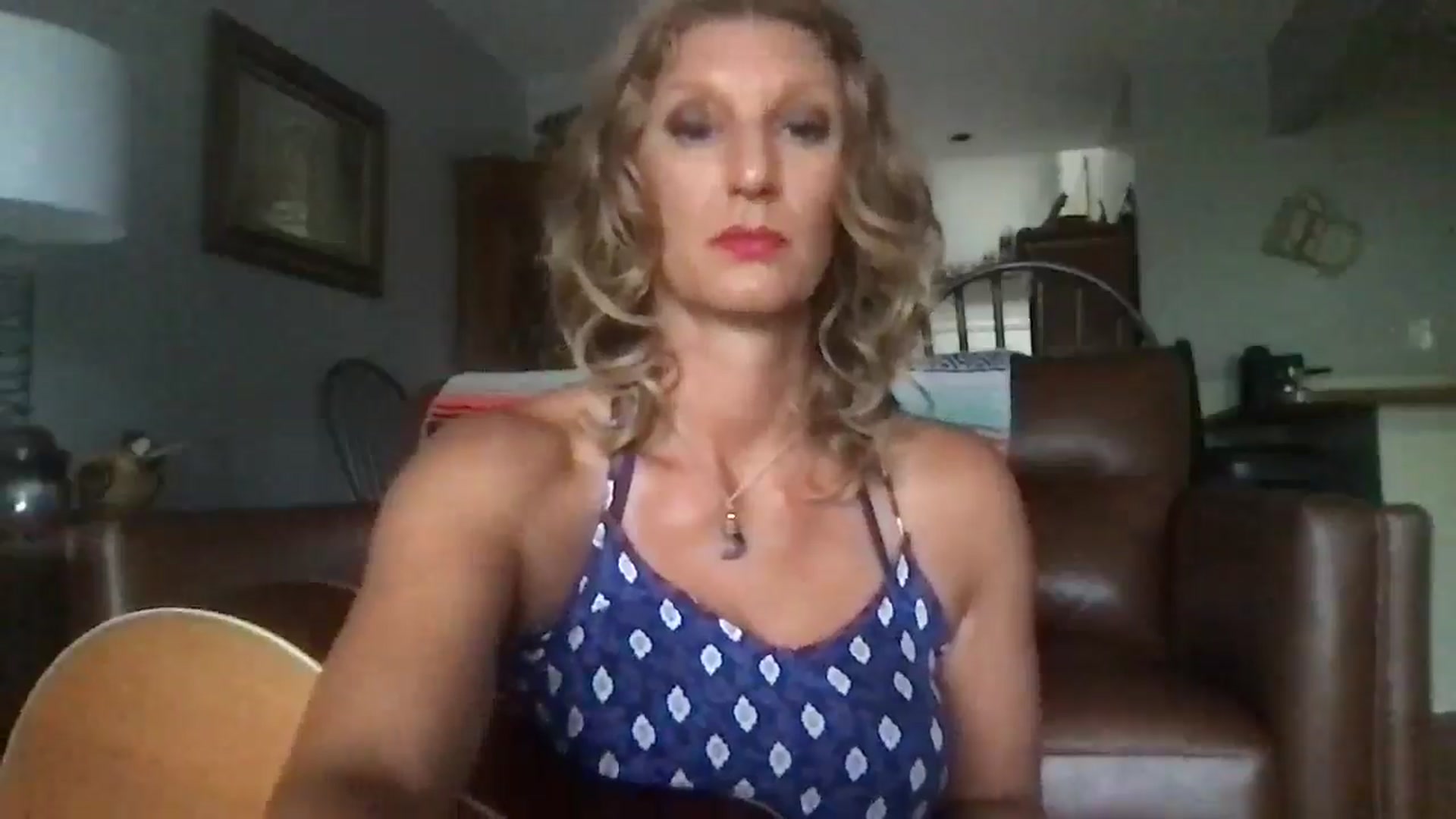 Gallery image thumbnail from redhotbikinis's myfreecams stream on, 04/10/2025, 15:02 image 9 of 20