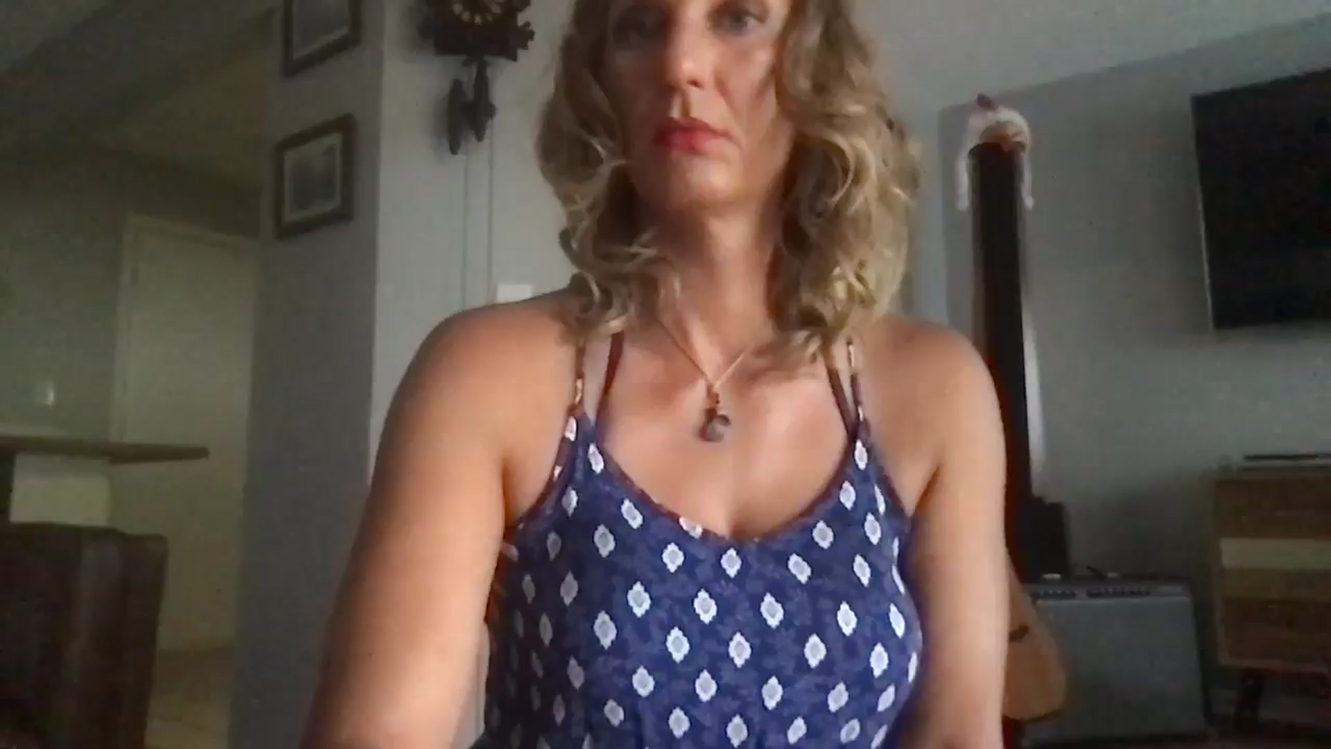 Gallery image thumbnail from redhotbikinis's myfreecams stream on, 04/10/2025, 15:02 image 2 of 20