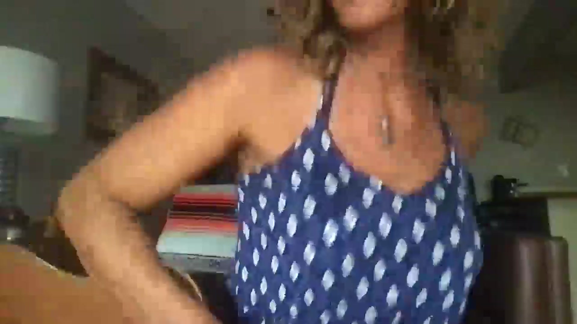Gallery image thumbnail from redhotbikinis's myfreecams stream on, 04/10/2025, 15:02 image 8 of 20