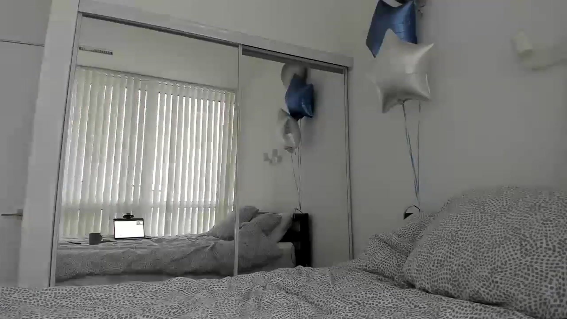 Gallery image thumbnail from regular_girl's myfreecams stream on, 12/09/2022, 20:30 image 17 of 20
