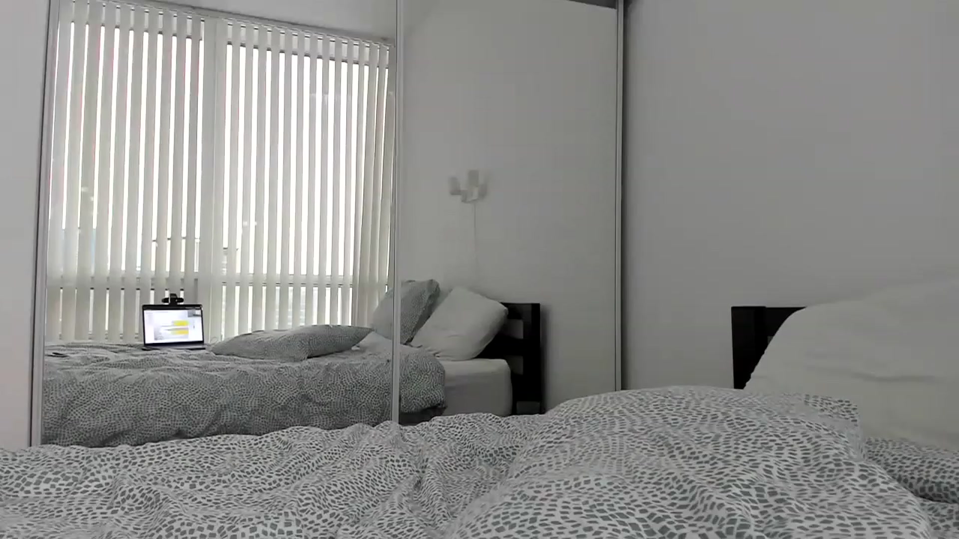 Gallery image thumbnail from regular_girl's myfreecams stream on, 12/11/2022, 21:18 image 10 of 20