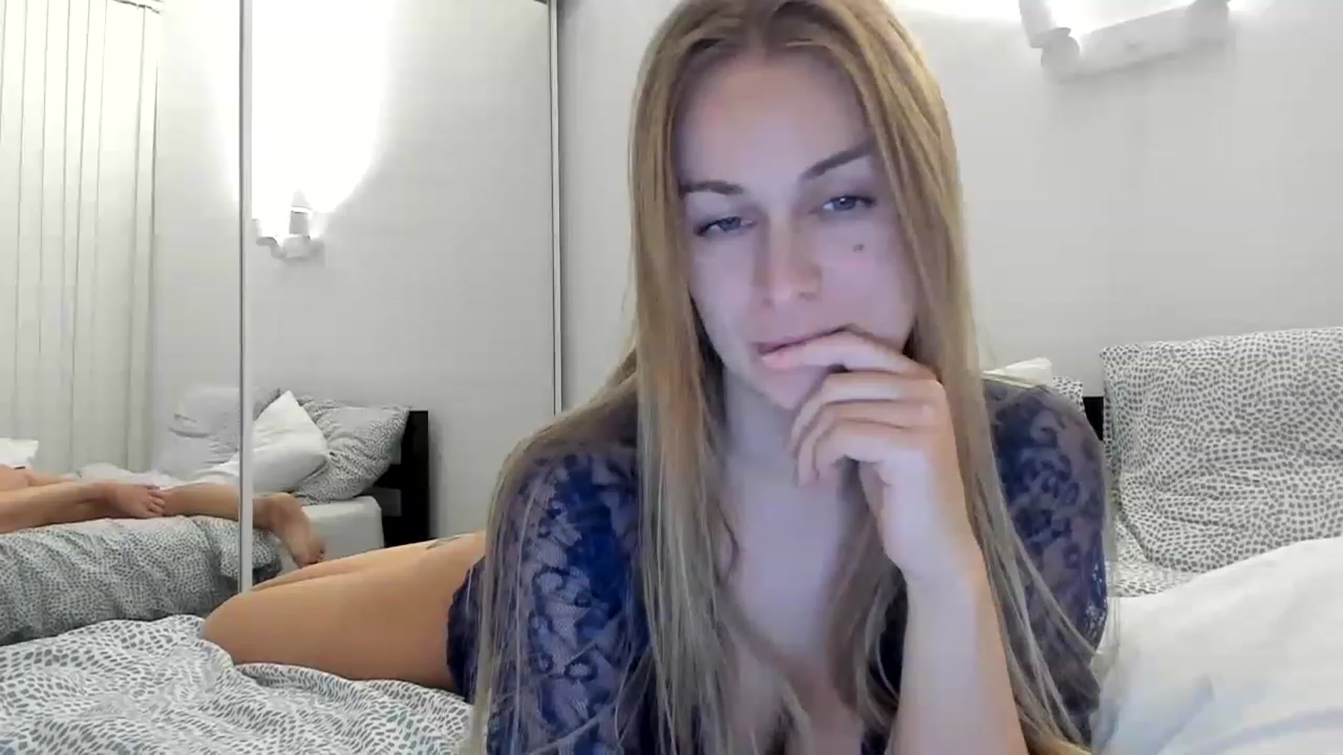 Gallery image thumbnail from regular_girl's myfreecams stream on, 12/11/2022, 23:22 image 13 of 20