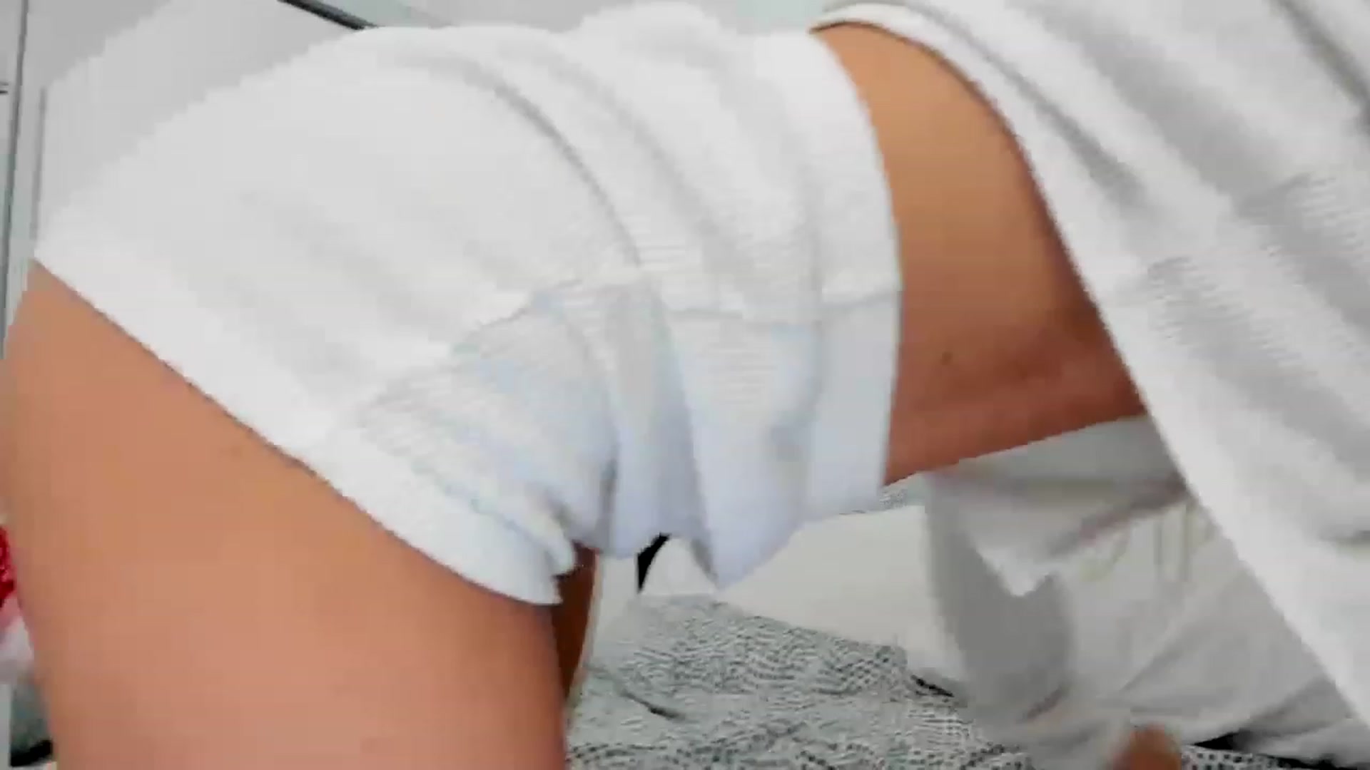 Gallery image thumbnail from regular_girl's myfreecams stream on, 12/25/2022, 23:01 image 12 of 20