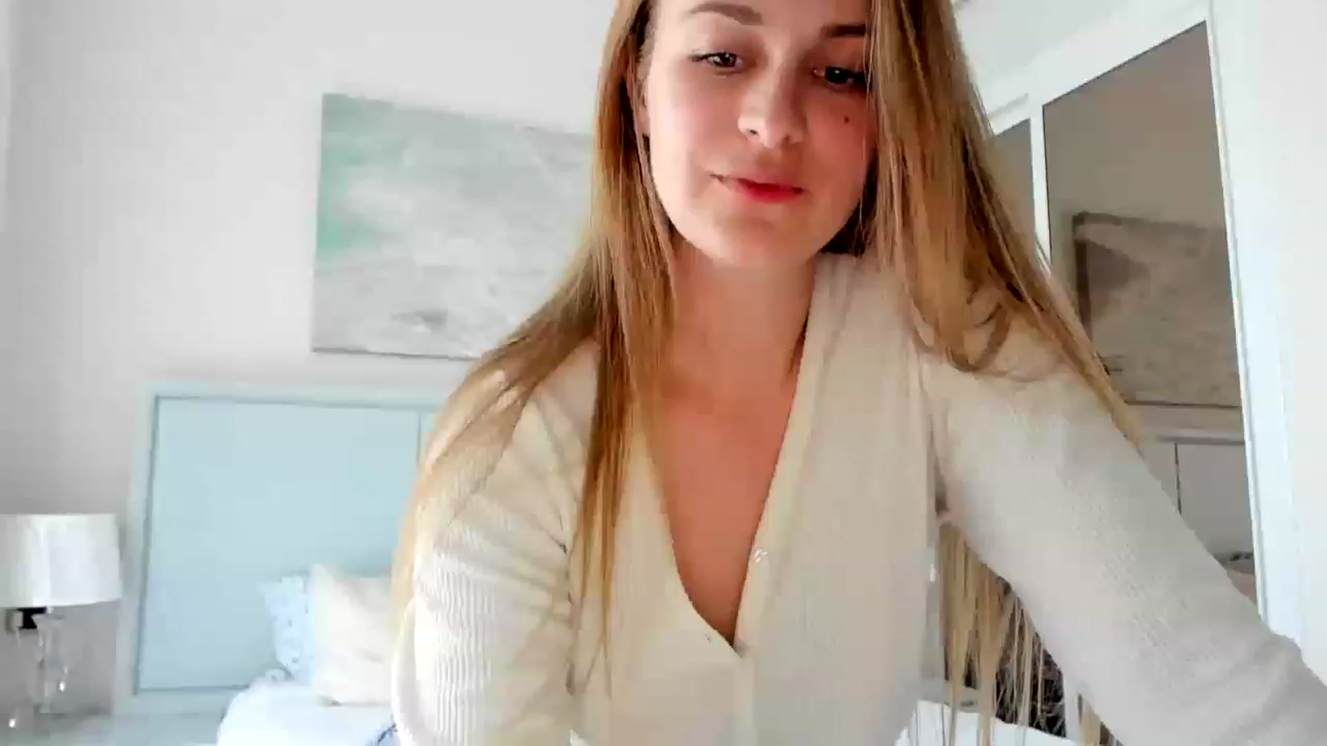 Gallery image thumbnail from regular_girl's myfreecams stream on, 01/07/2023, 22:02 image 6 of 20