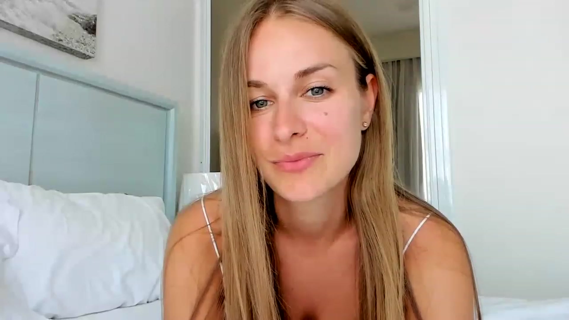 Gallery image thumbnail from regular_girl's myfreecams stream on, 01/21/2023, 20:57 image 2 of 20