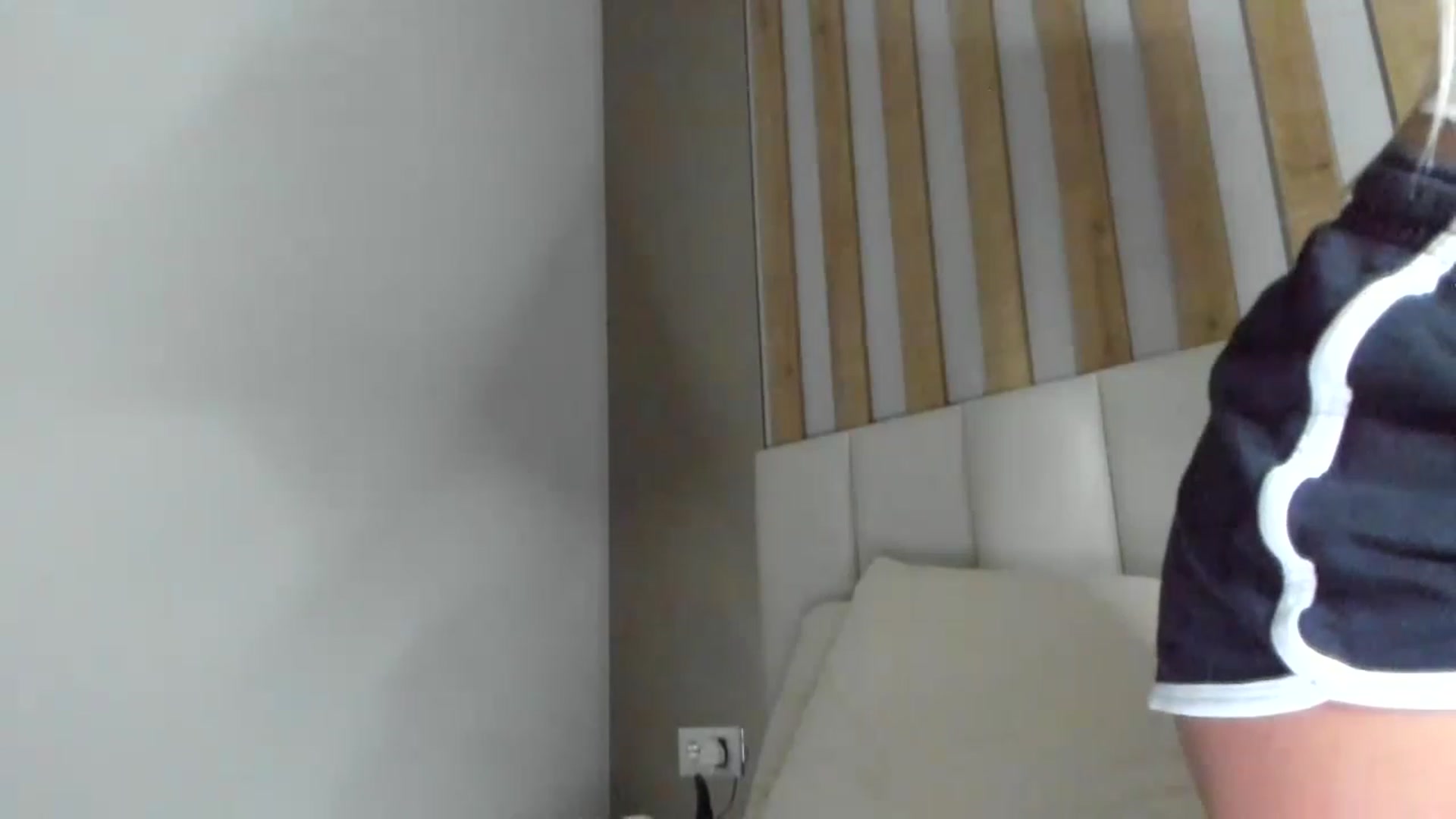 Gallery image thumbnail from regular_girl's myfreecams stream on, 02/23/2023, 20:32 image 18 of 20