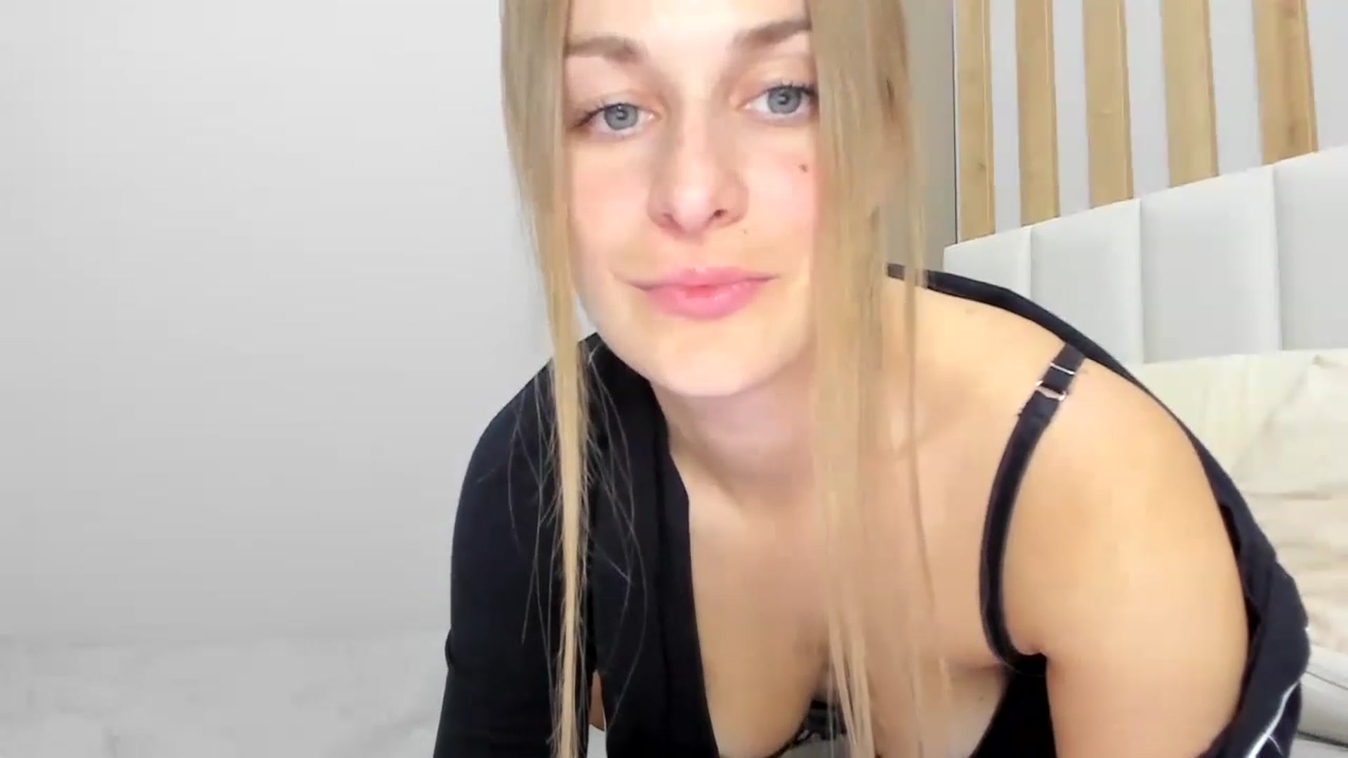 Gallery image thumbnail from regular_girl's myfreecams stream on, 03/03/2023, 20:04 image 7 of 20