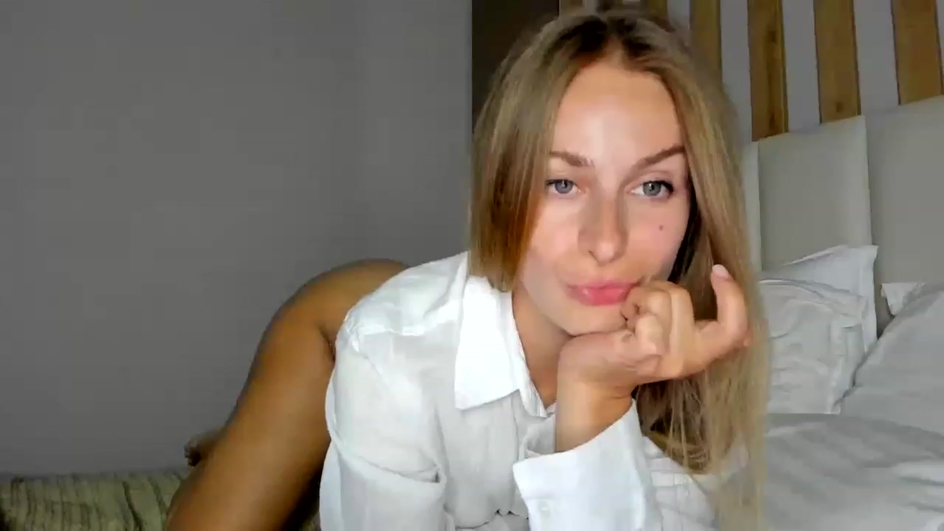 Gallery image thumbnail from regular_girl's myfreecams stream on, 06/24/2023, 18:20 image 5 of 20