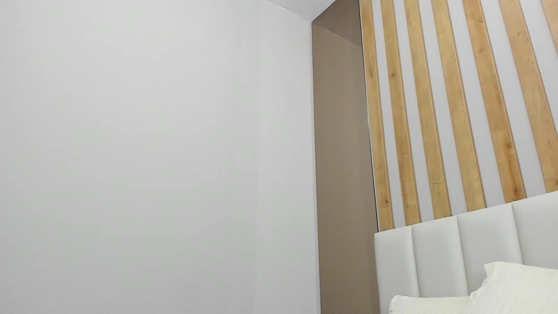 Gallery image thumbnail from regular_girl's myfreecams stream on, 08/10/2023, 18:00 image 19 of 20