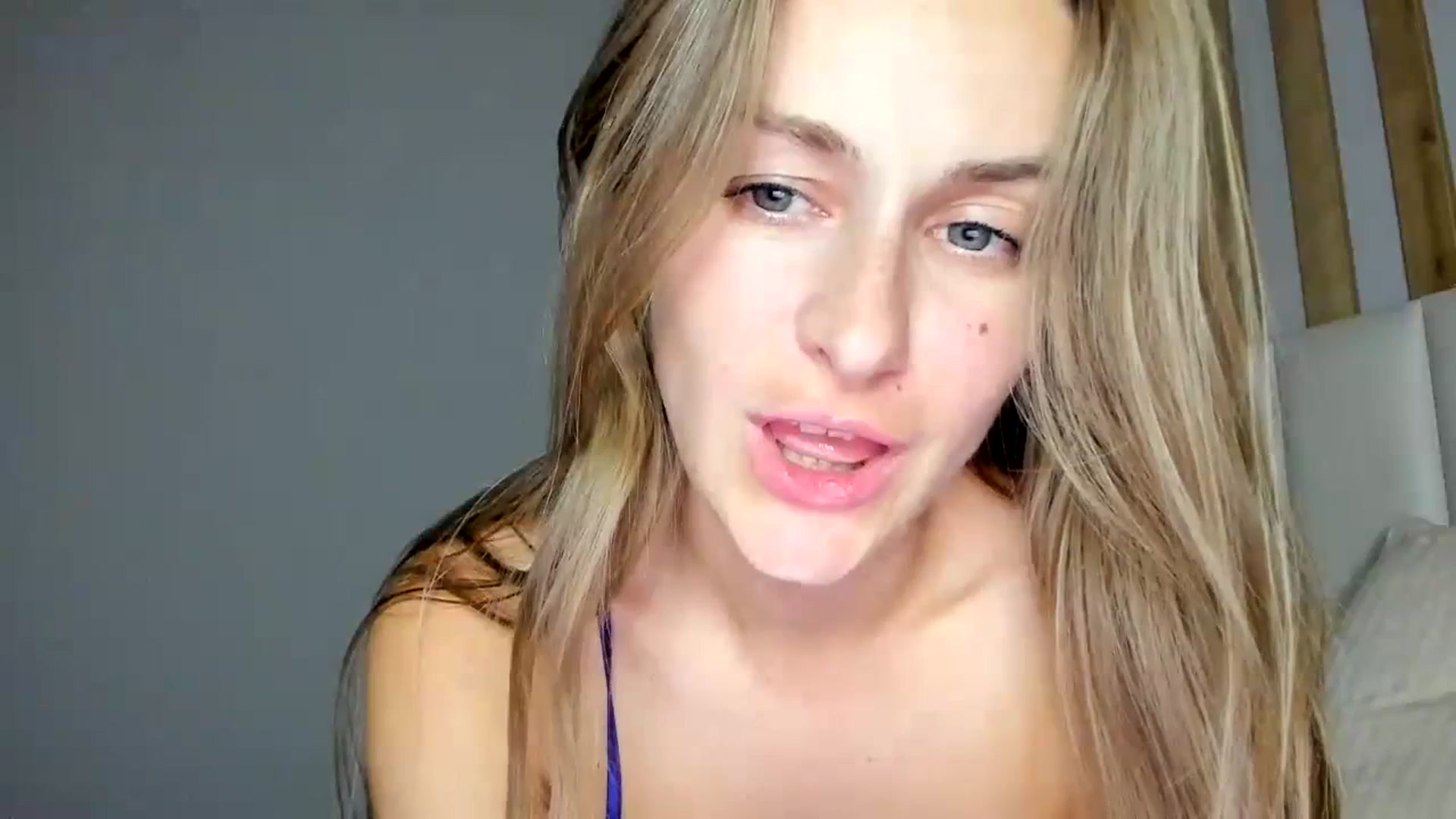 Gallery image thumbnail from regular_girl's myfreecams stream on, 09/10/2023, 19:54 image 16 of 20