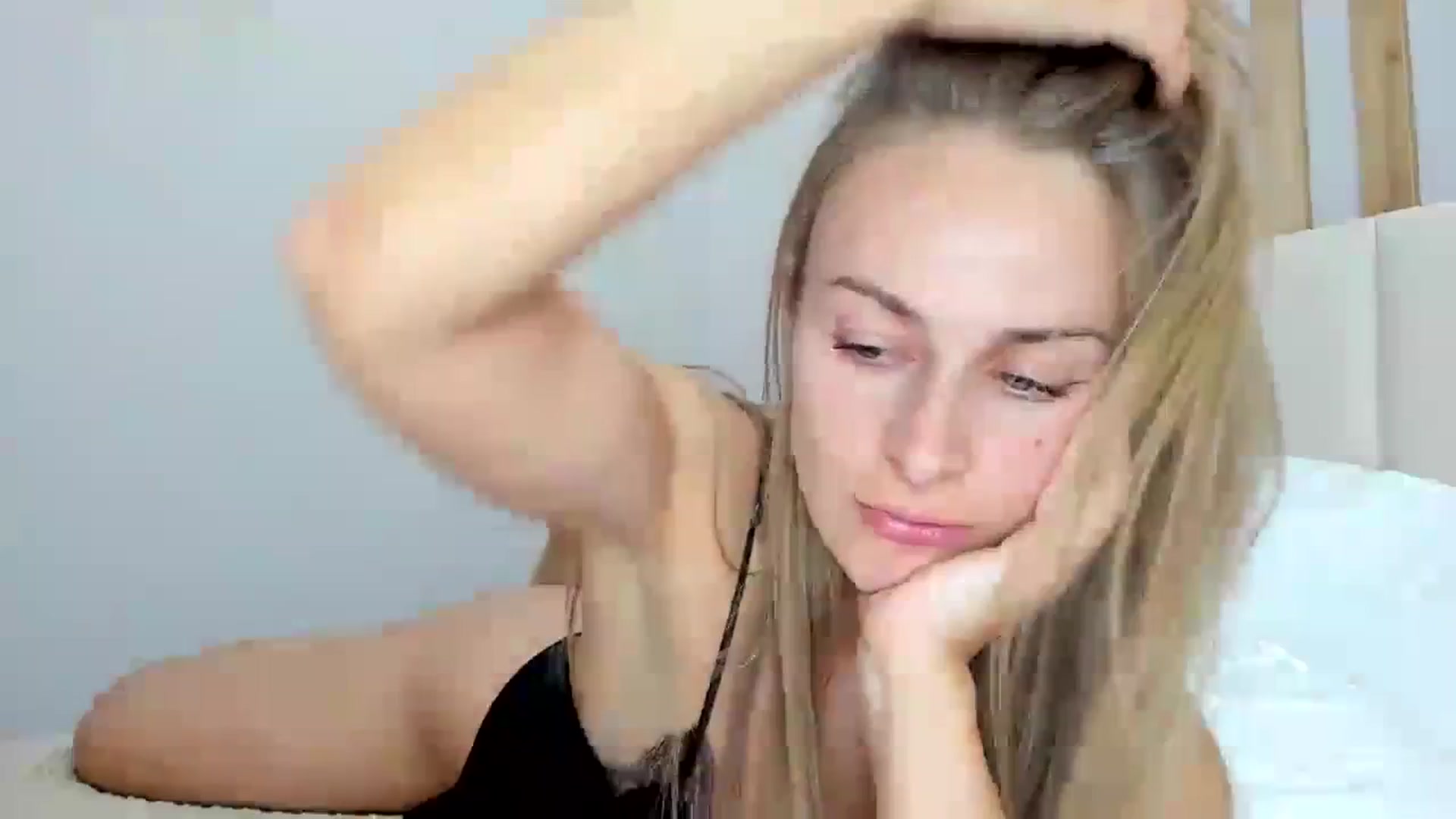 Gallery image thumbnail from regular_girl's myfreecams stream on, 10/15/2023, 12:34 image 16 of 20