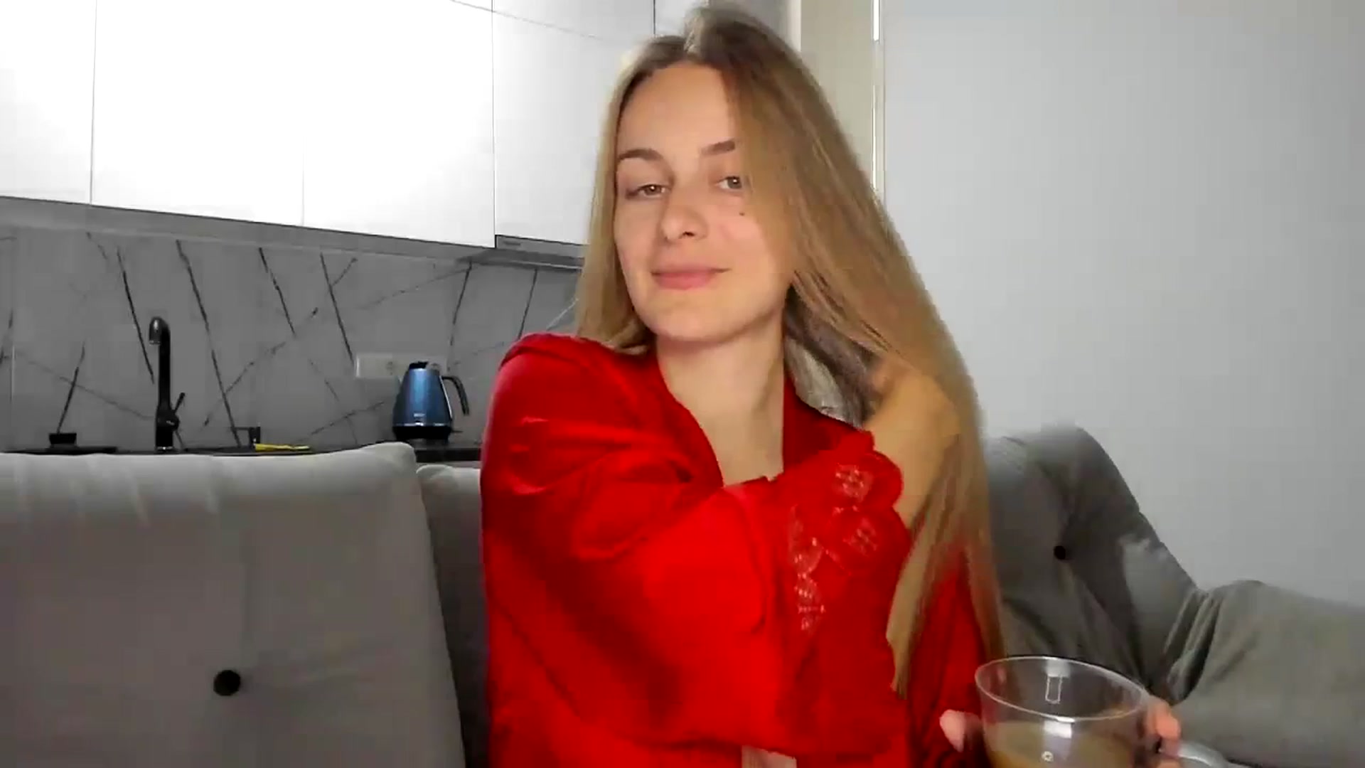 Gallery image thumbnail from regular_girl's myfreecams stream on, 12/06/2023, 12:52 image 12 of 20
