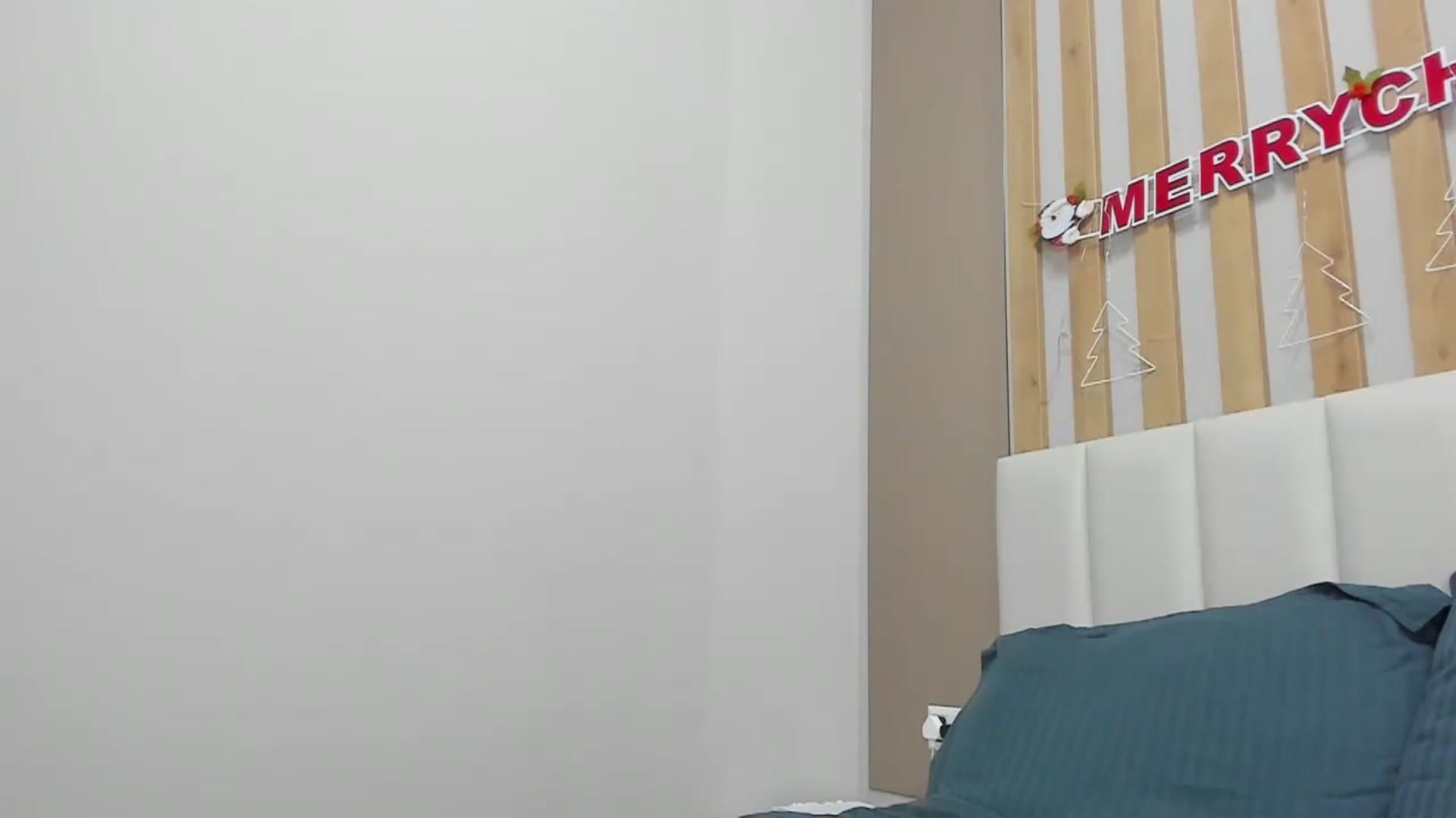 Gallery image thumbnail from regular_girl's myfreecams stream on, 12/23/2023, 17:47 image 7 of 20