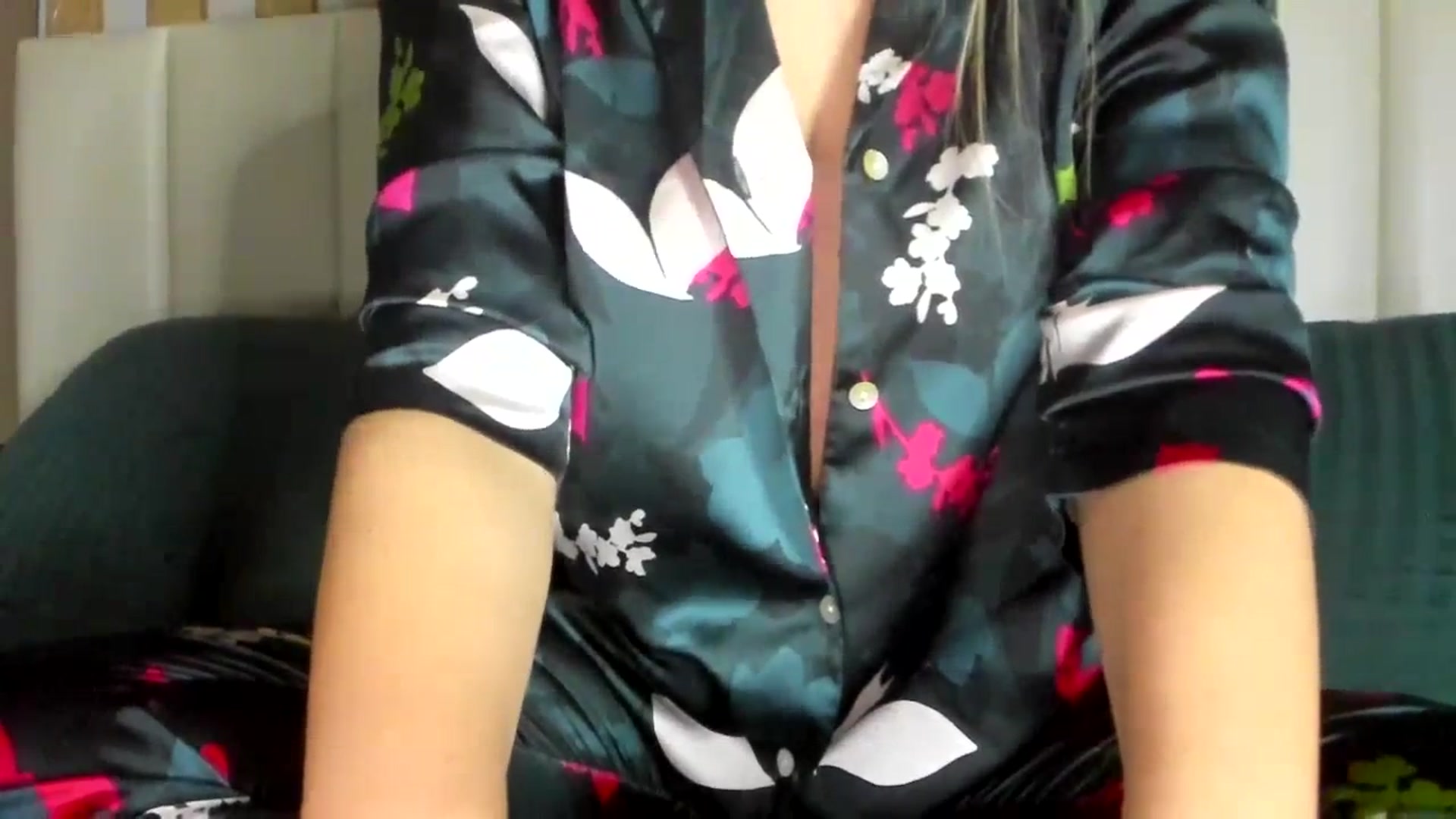 Gallery image thumbnail from regular_girl's myfreecams stream on, 01/02/2024, 19:40 image 6 of 20