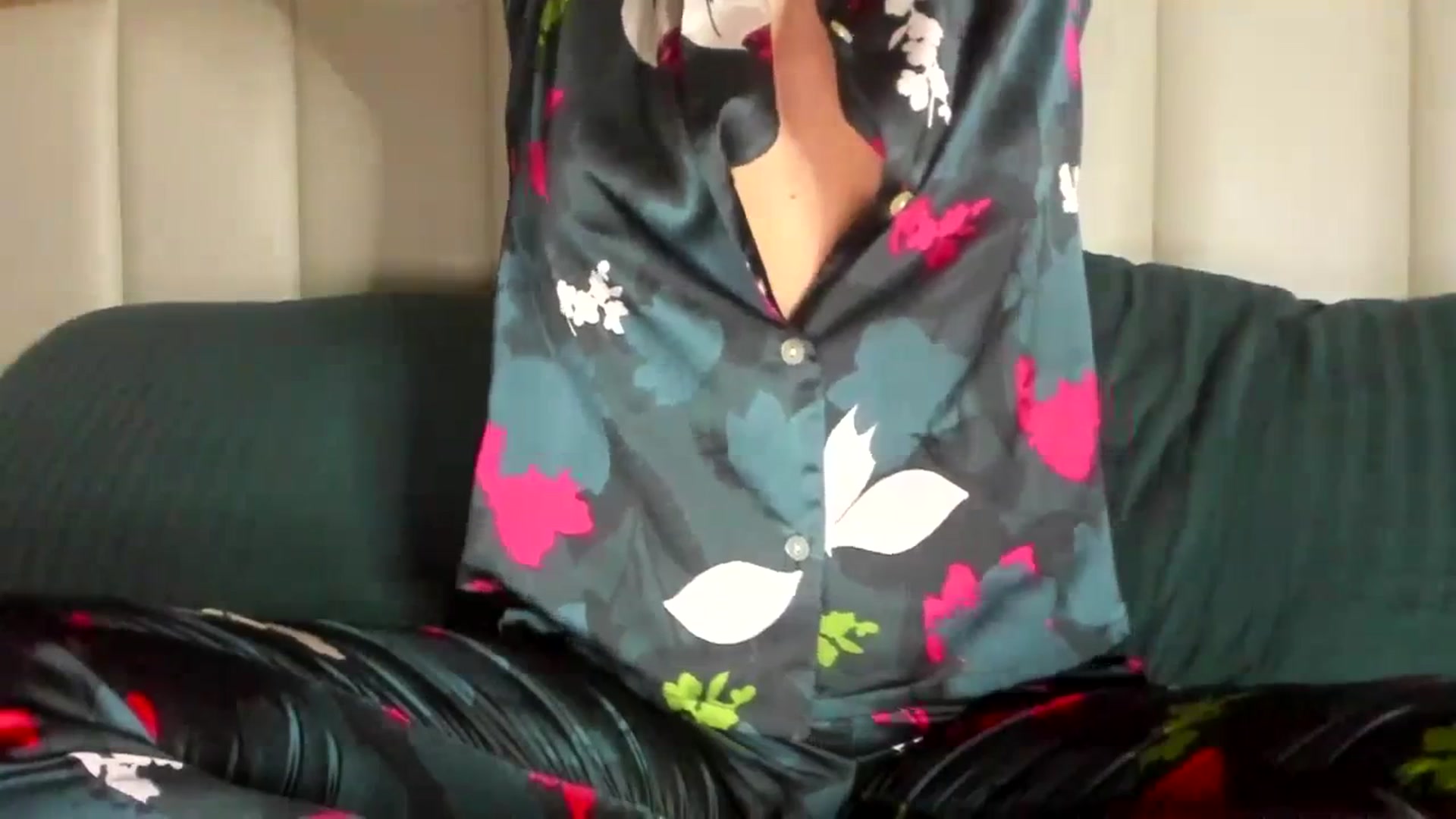 Gallery image thumbnail from regular_girl's myfreecams stream on, 01/02/2024, 19:40 image 4 of 20