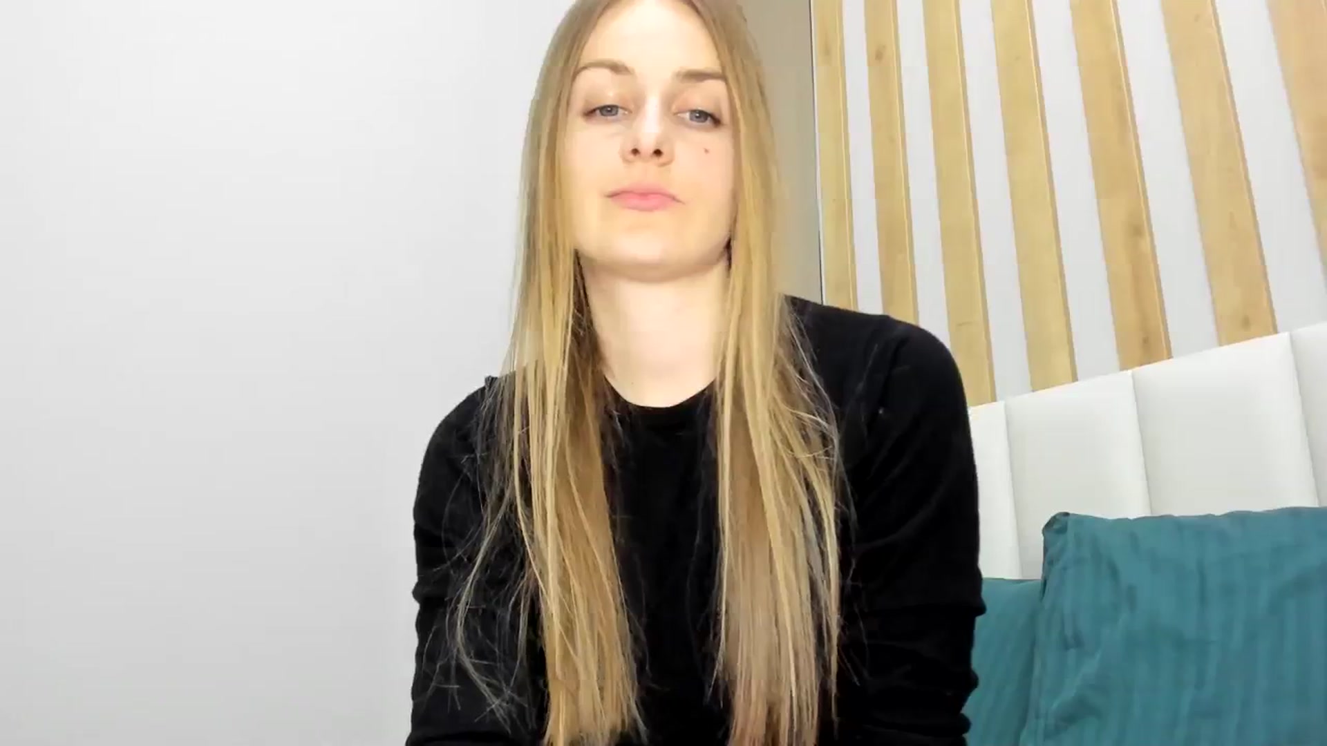 Gallery image thumbnail from regular_girl's myfreecams stream on, 01/18/2024, 18:14 image 9 of 20