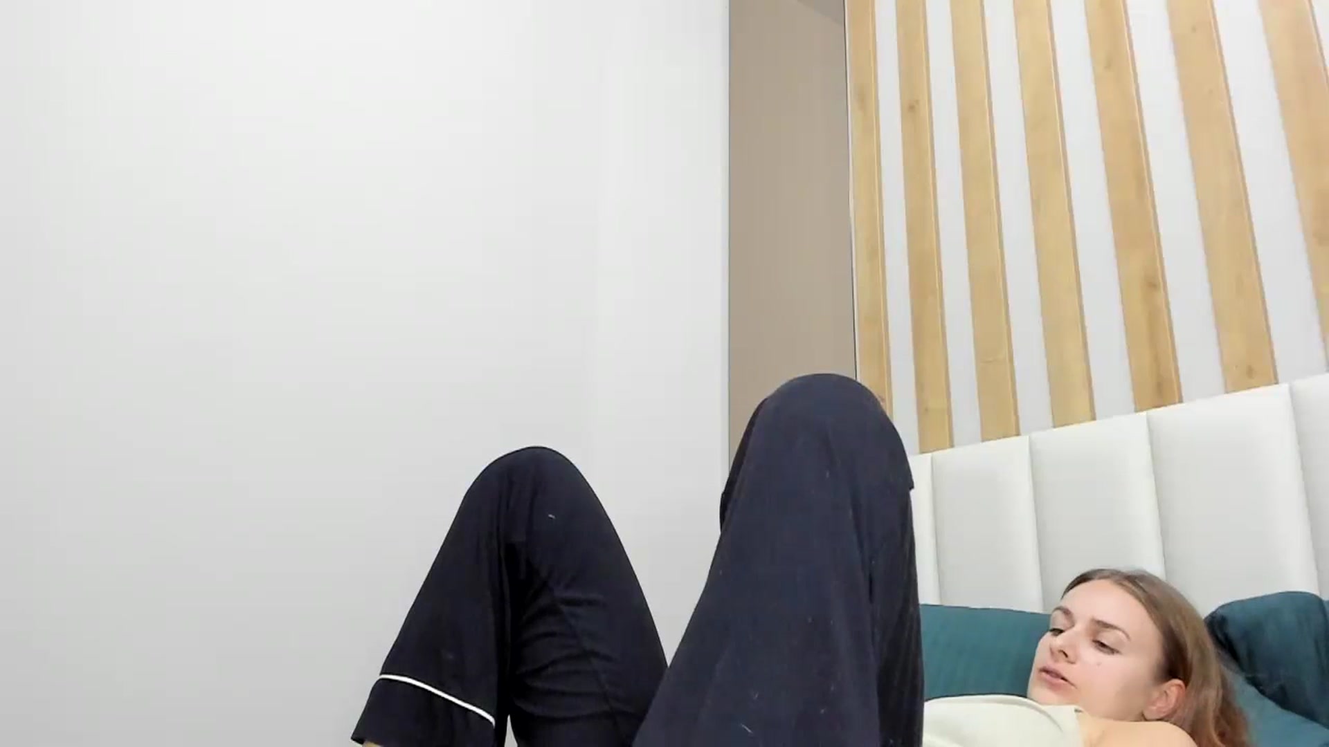 Gallery image thumbnail from regular_girl's myfreecams stream on, 02/02/2024, 17:27 image 9 of 20