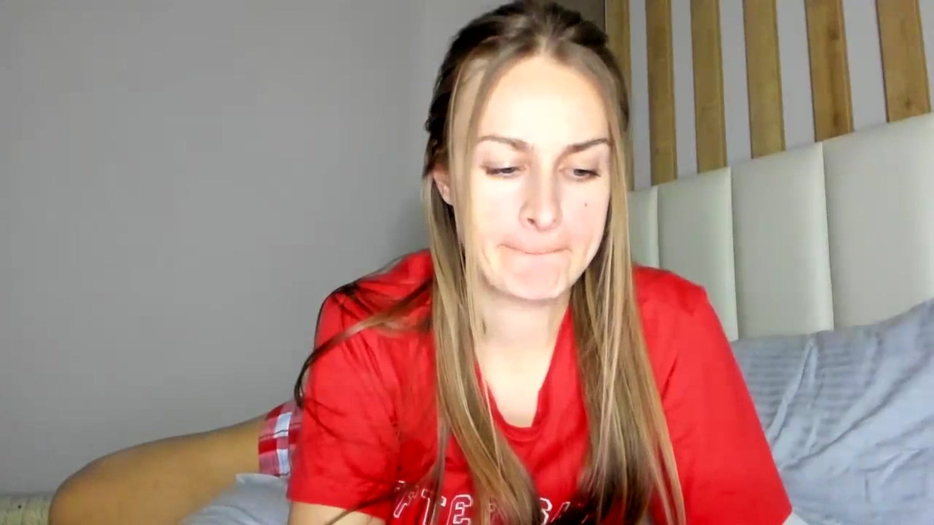 Gallery image thumbnail from regular_girl's myfreecams stream on, 02/15/2024, 20:04 image 2 of 20
