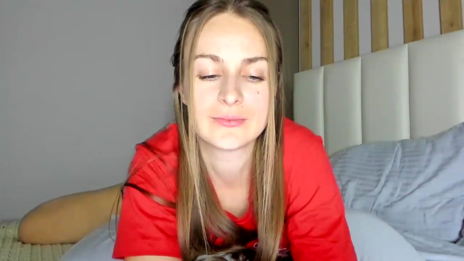 Gallery image thumbnail from regular_girl's myfreecams stream on, 02/15/2024, 20:04 image 6 of 20