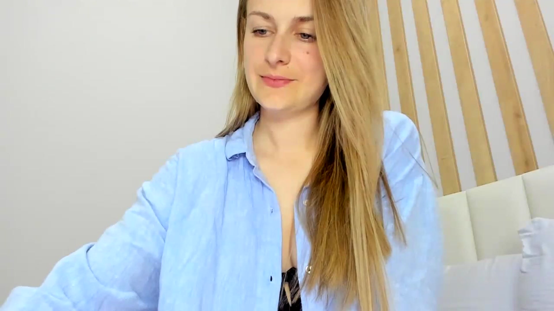Gallery image thumbnail from regular_girl's myfreecams stream on, 02/27/2024, 17:42 image 8 of 20