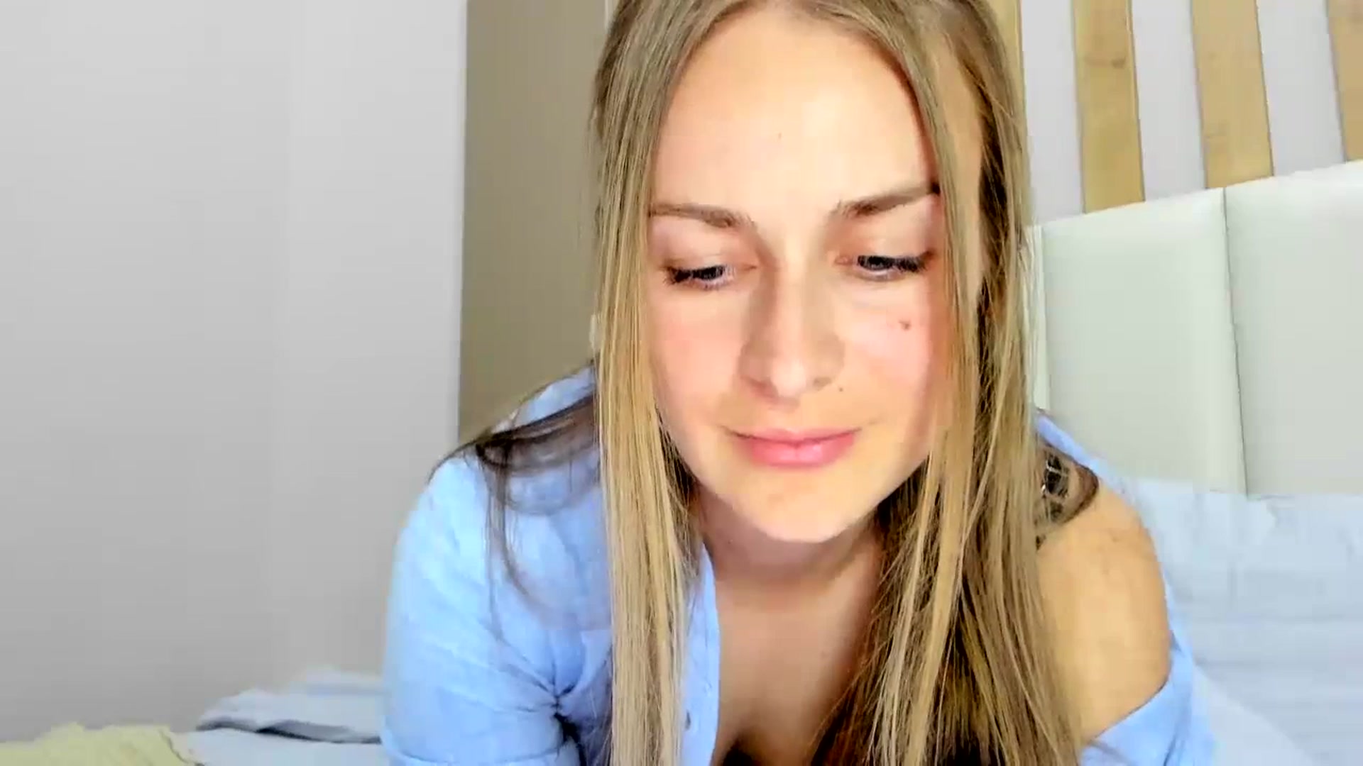 Gallery image thumbnail from regular_girl's myfreecams stream on, 02/27/2024, 18:30 image 20 of 20