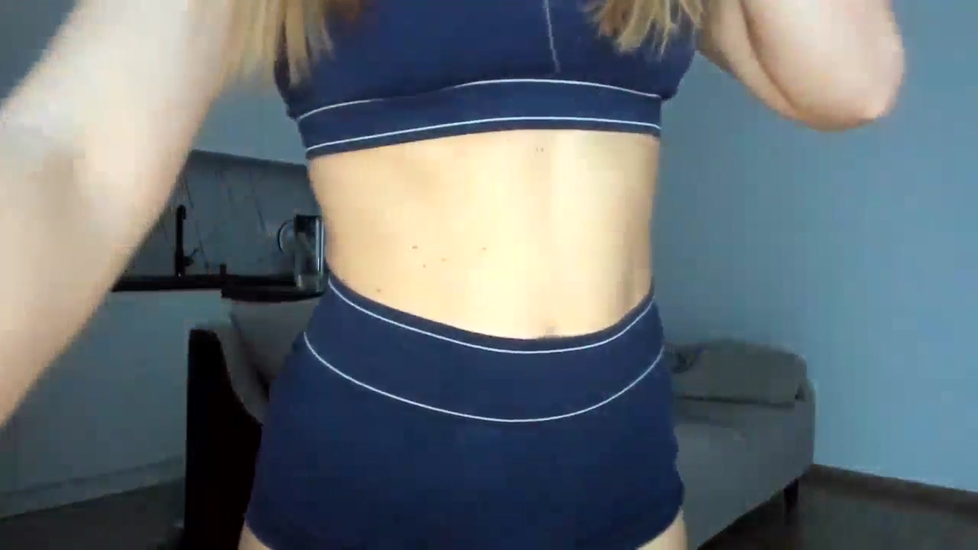 Gallery image thumbnail from regular_girl's myfreecams stream on, 04/30/2024, 13:43 image 15 of 20