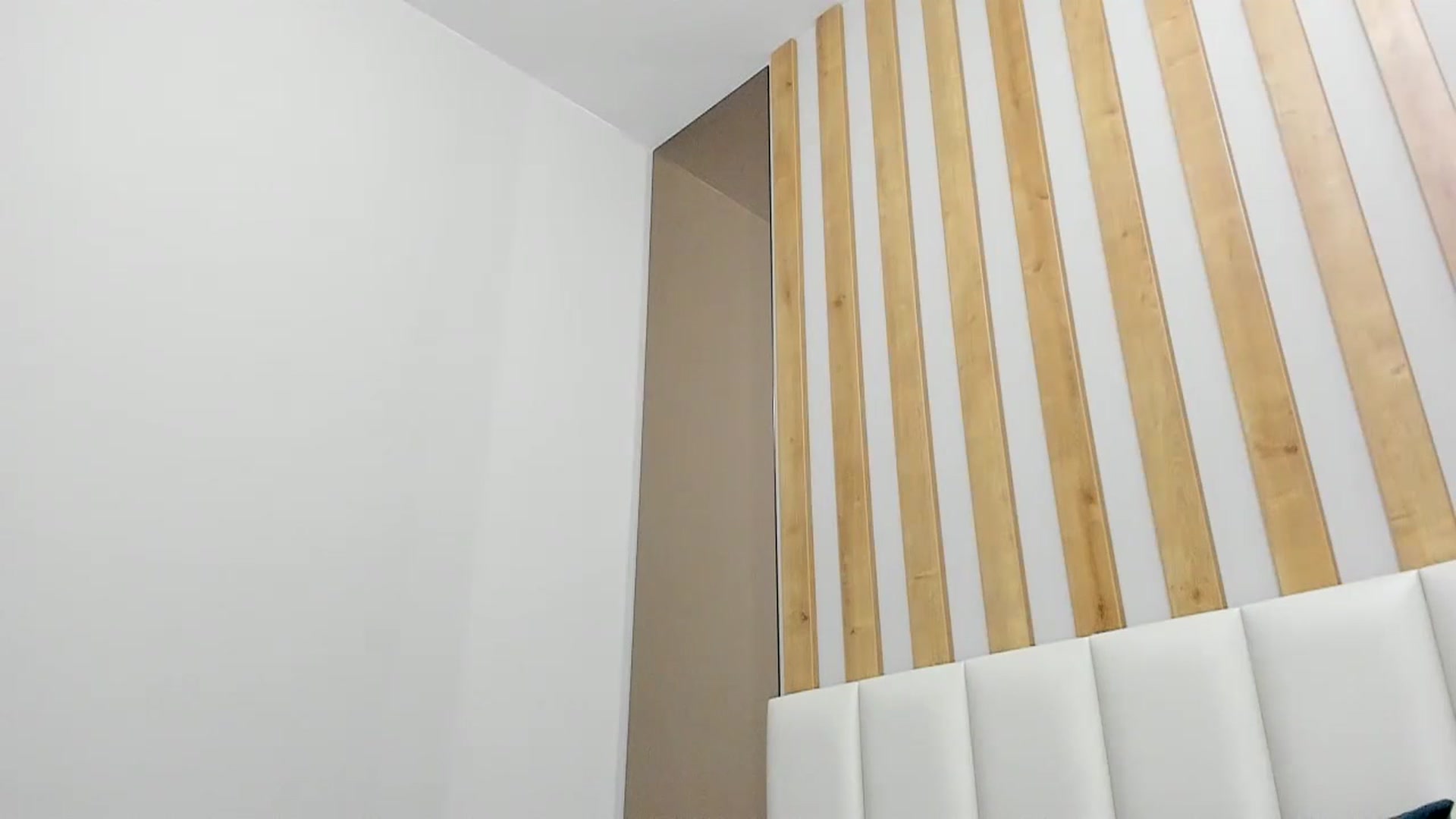 Gallery image thumbnail from regular_girl's myfreecams stream on, 05/03/2024, 19:10 image 2 of 20