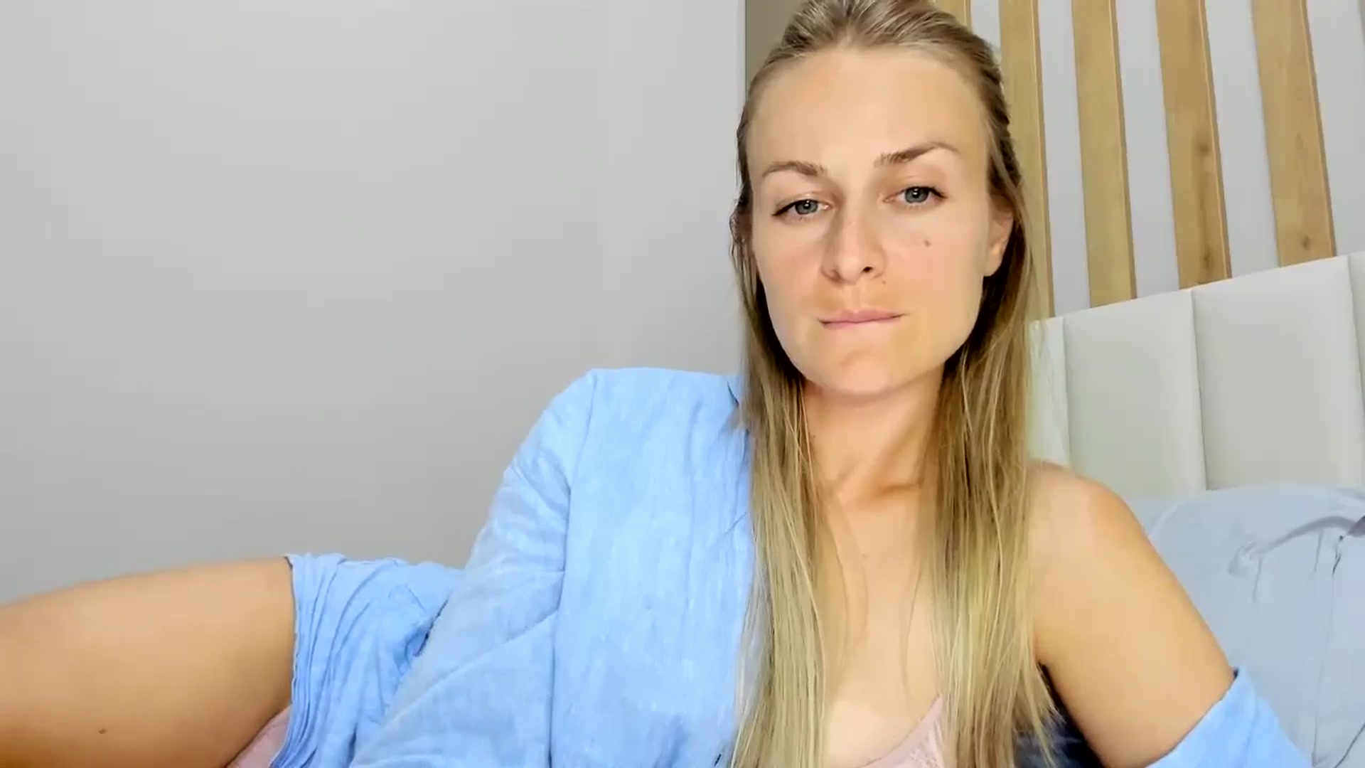 Gallery image thumbnail from regular_girl's myfreecams stream on, 07/13/2024, 18:55 image 8 of 20