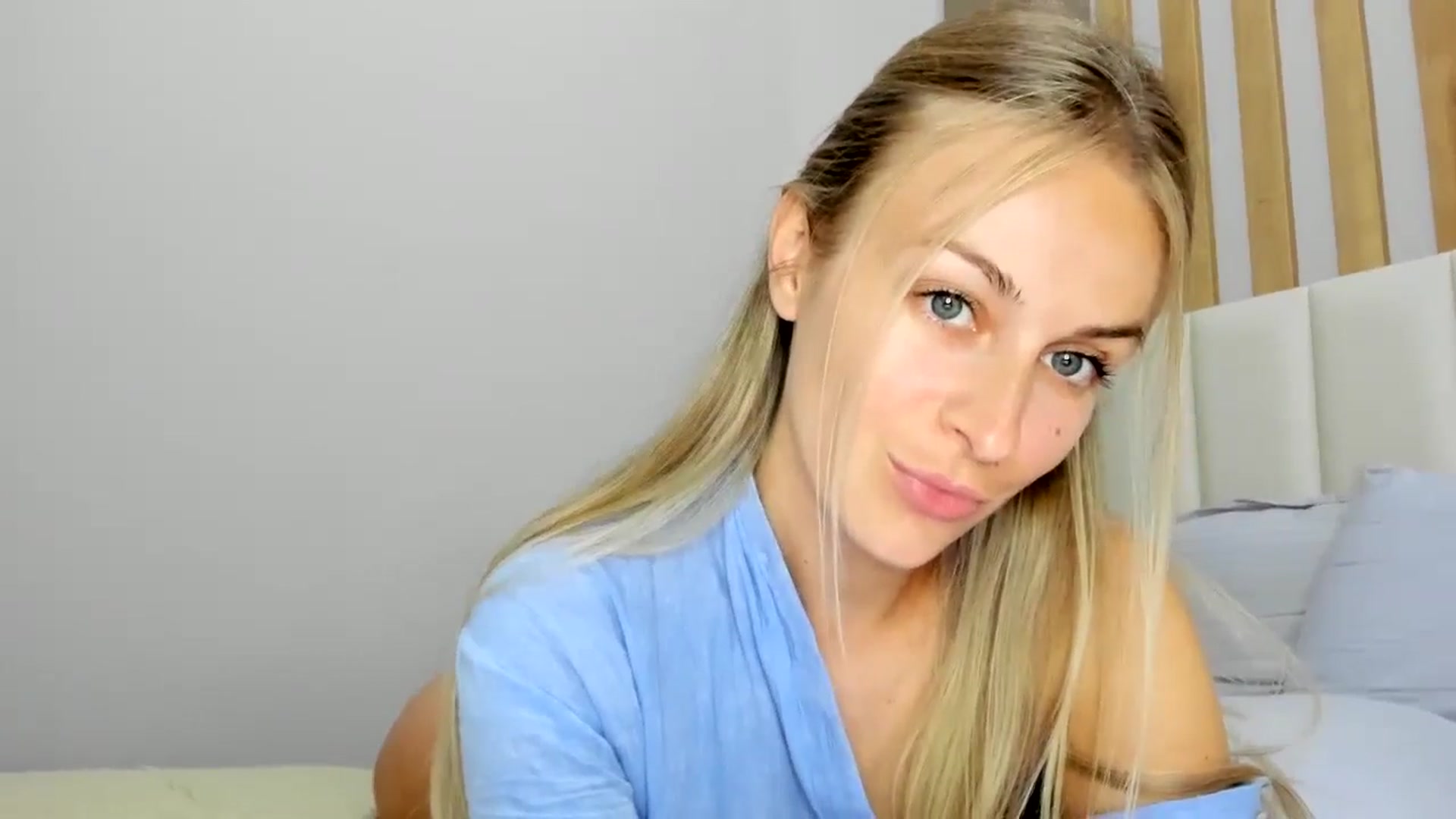 Gallery image thumbnail from regular_girl's myfreecams stream on, 07/26/2024, 18:40 image 5 of 20