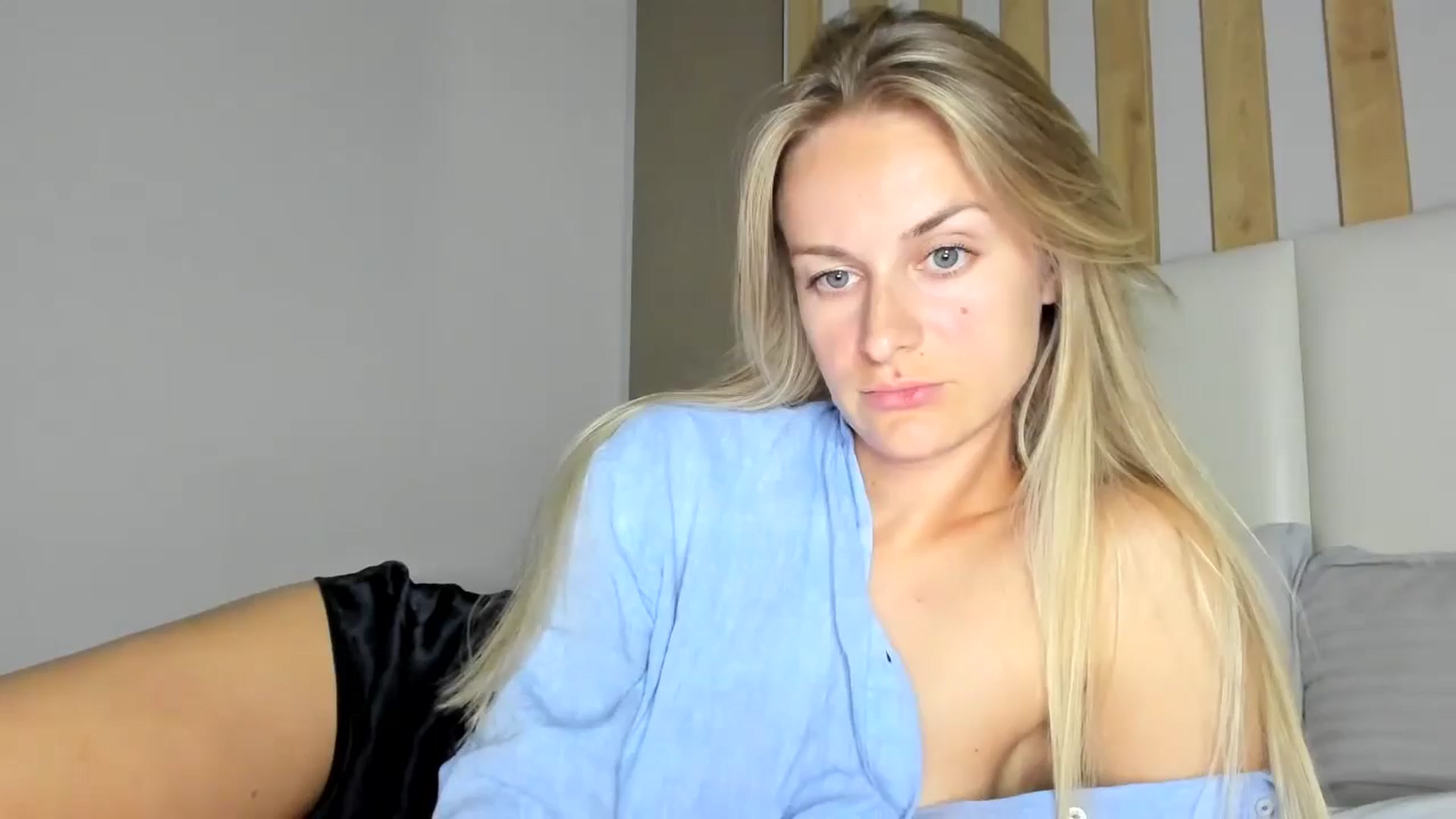 Gallery image thumbnail from regular_girl's myfreecams stream on, 09/12/2024, 18:21 image 5 of 20