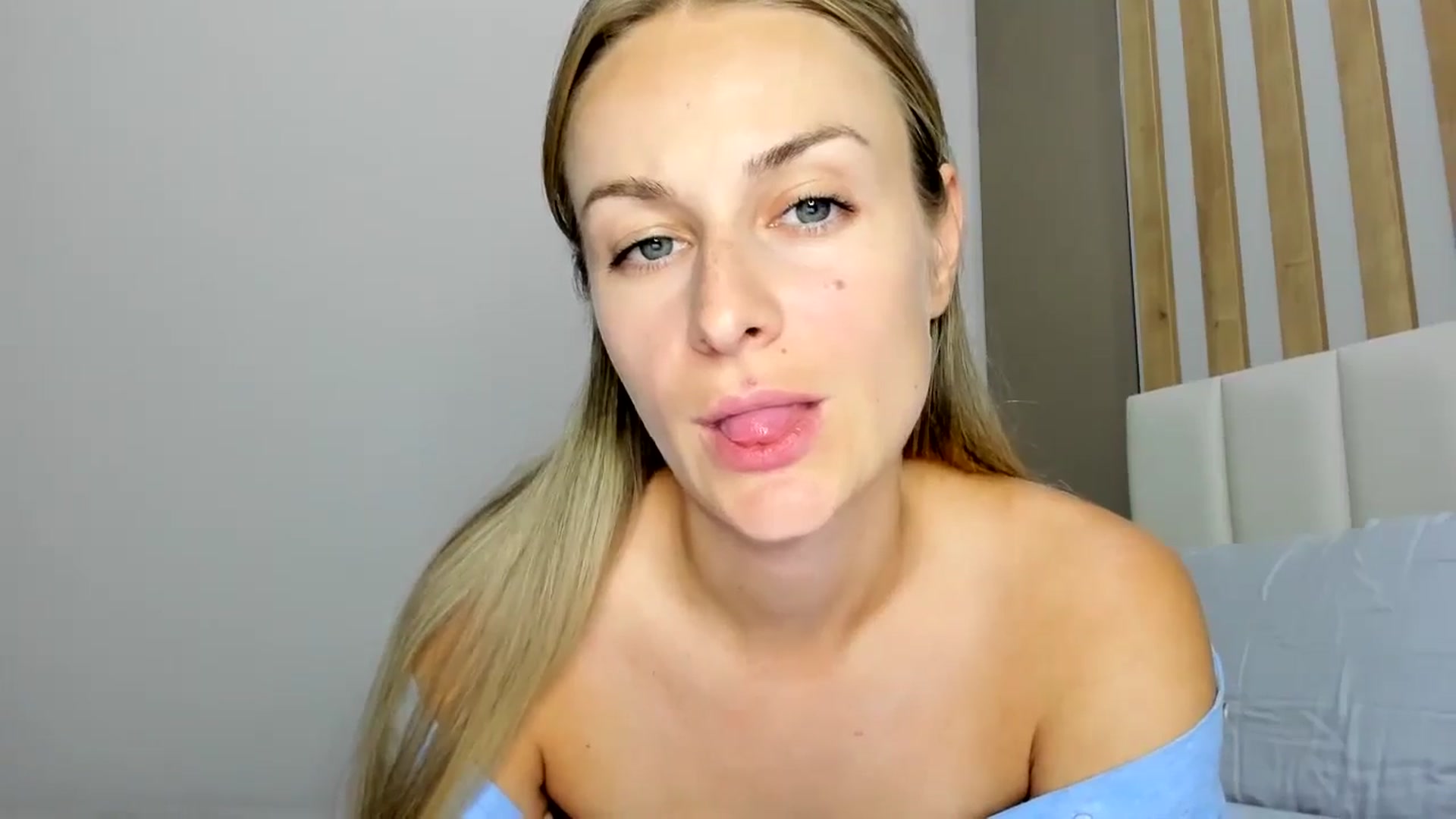 Gallery image thumbnail from regular_girl's myfreecams stream on, 09/14/2024, 17:30 image 15 of 20