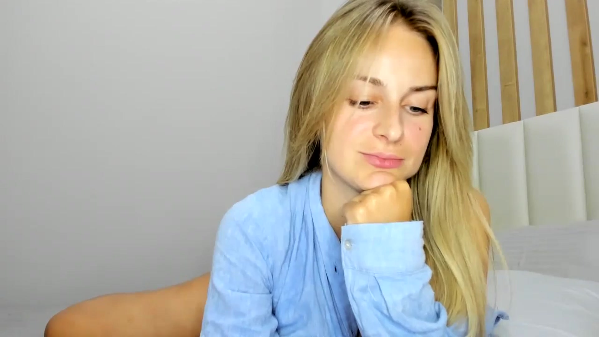 Gallery image thumbnail from regular_girl's myfreecams stream on, 09/18/2024, 17:35 image 19 of 20
