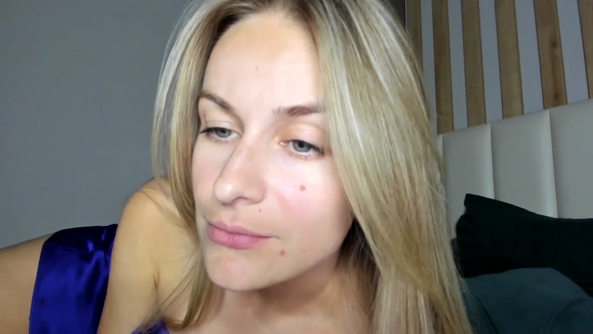 Gallery image thumbnail from regular_girl's myfreecams stream on, 11/05/2024, 20:51 image 14 of 20