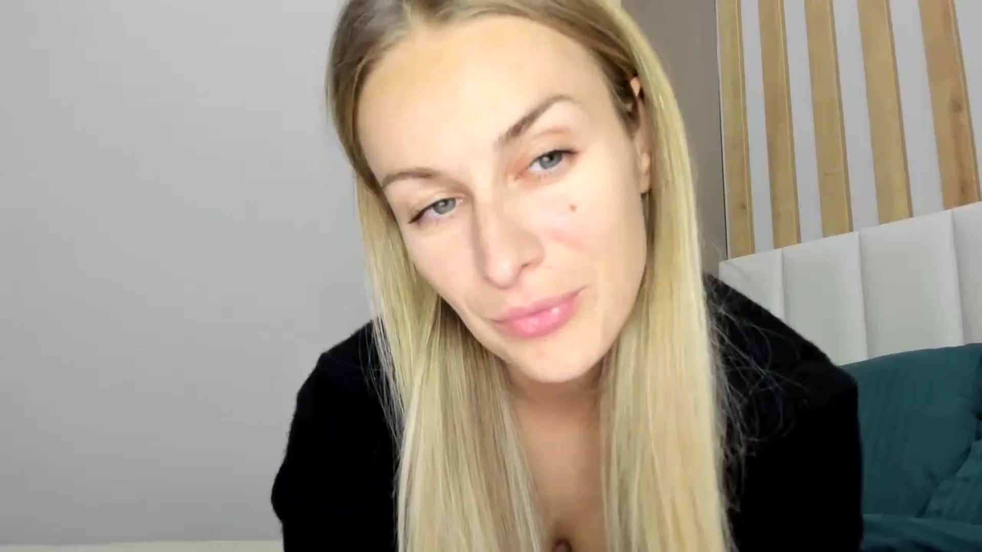 Gallery image thumbnail from regular_girl's myfreecams stream on, 11/12/2024, 17:44 image 1 of 20