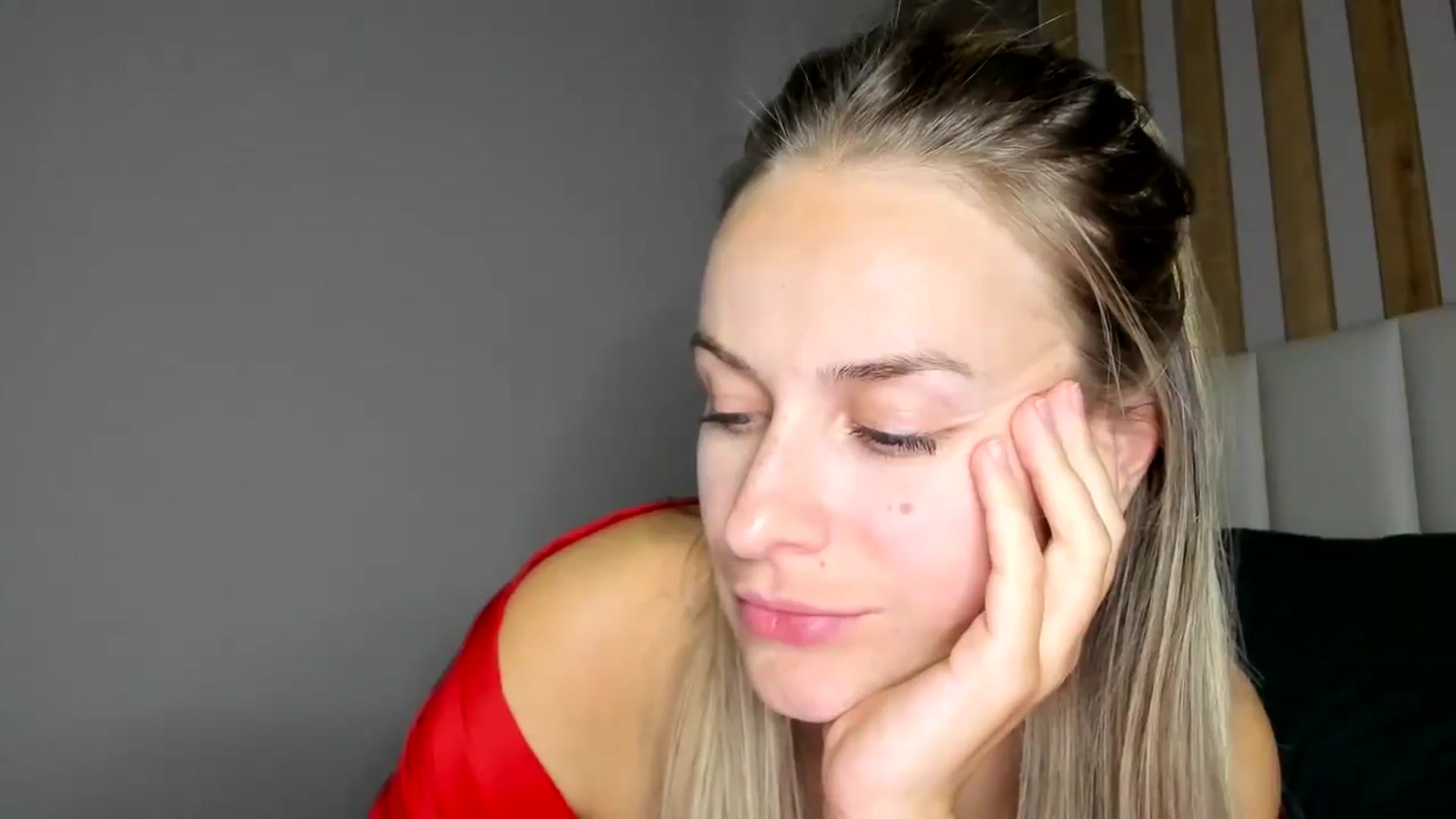 Gallery image thumbnail from regular_girl's myfreecams stream on, 11/27/2024, 20:23 image 17 of 20
