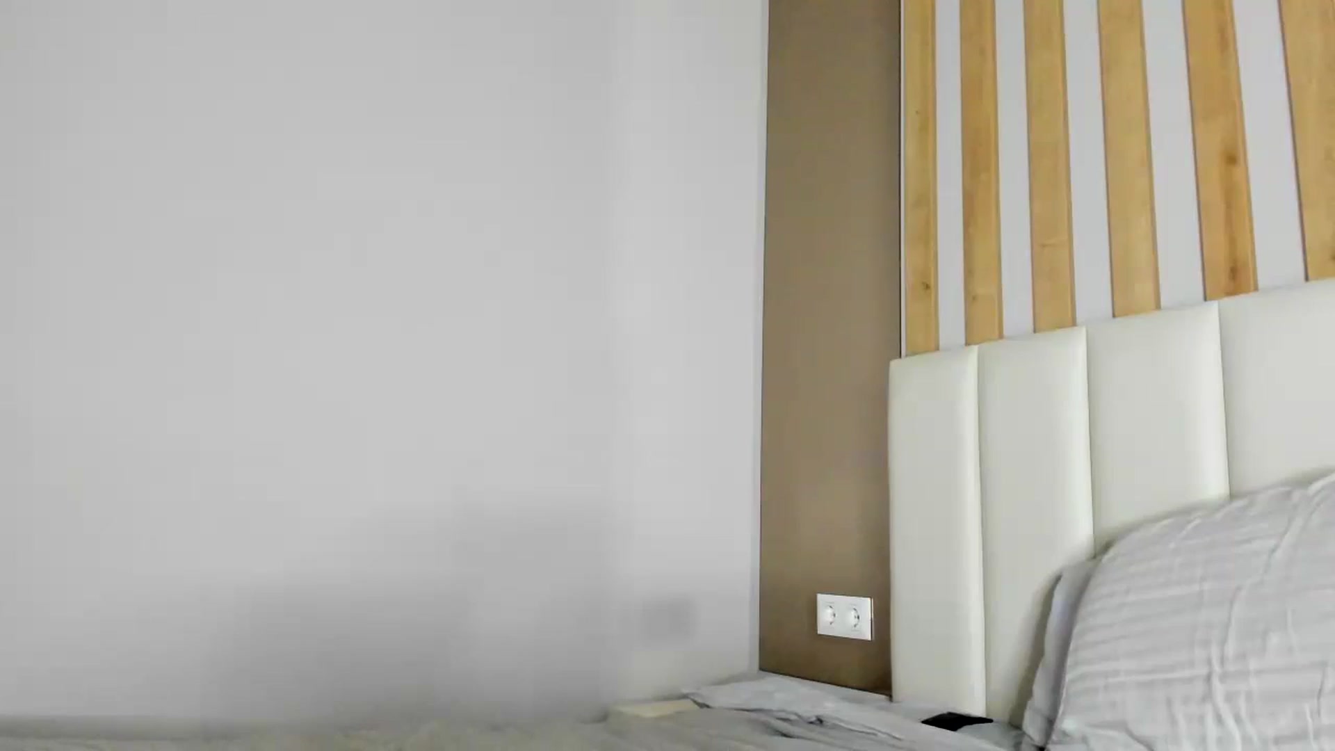 Gallery image thumbnail from regular_girl's myfreecams stream on, 04/12/2025, 17:47 image 7 of 20