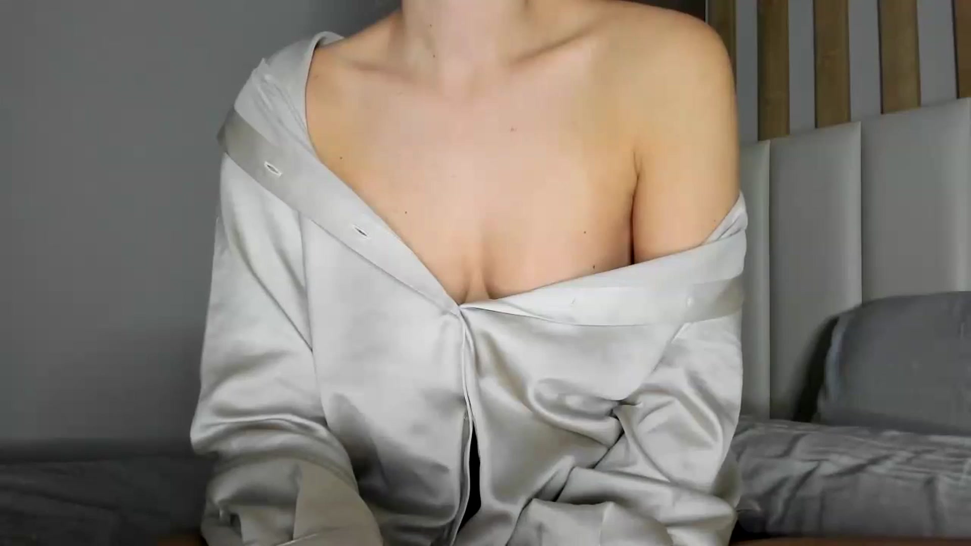 Gallery image thumbnail from regular_girl's myfreecams stream on, 04/12/2025, 19:56 image 19 of 20