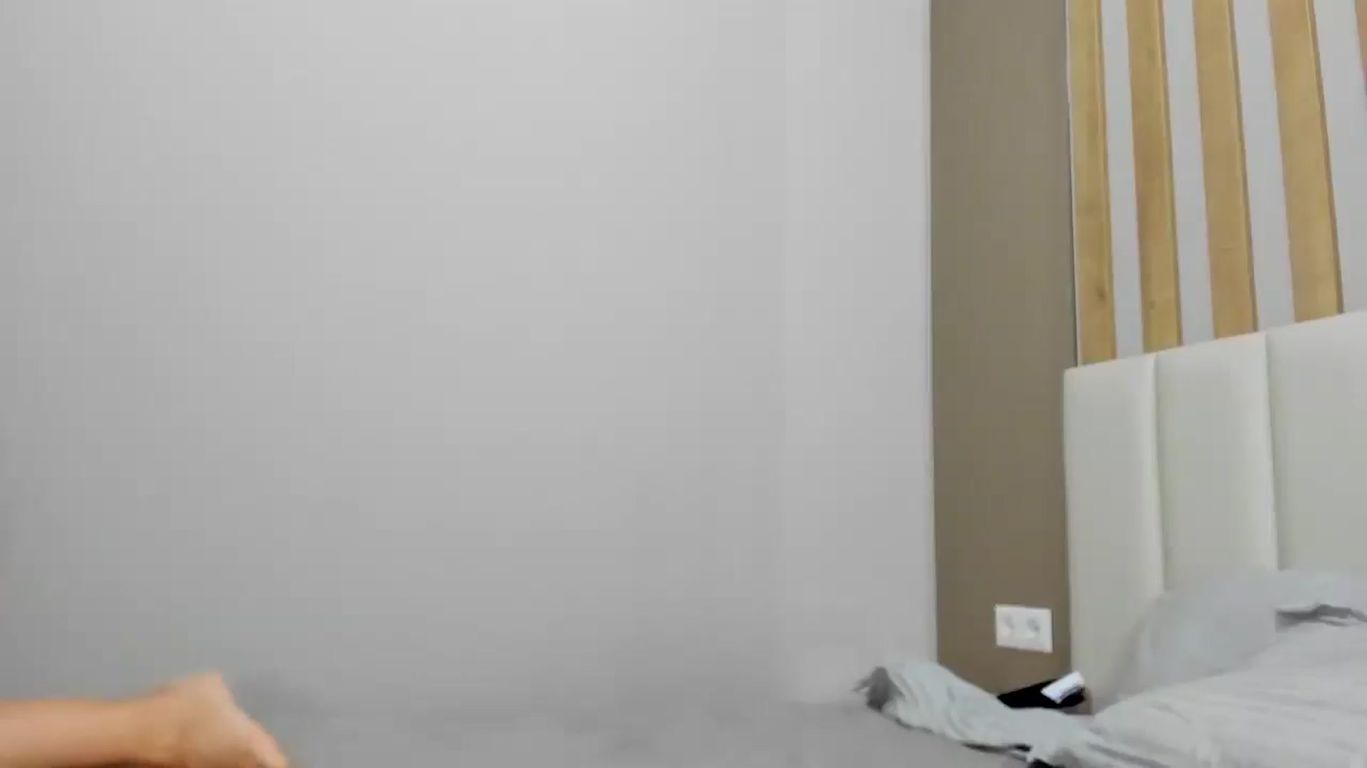 Gallery image thumbnail from regular_girl's myfreecams stream on, 04/28/2025, 17:44 image 16 of 20