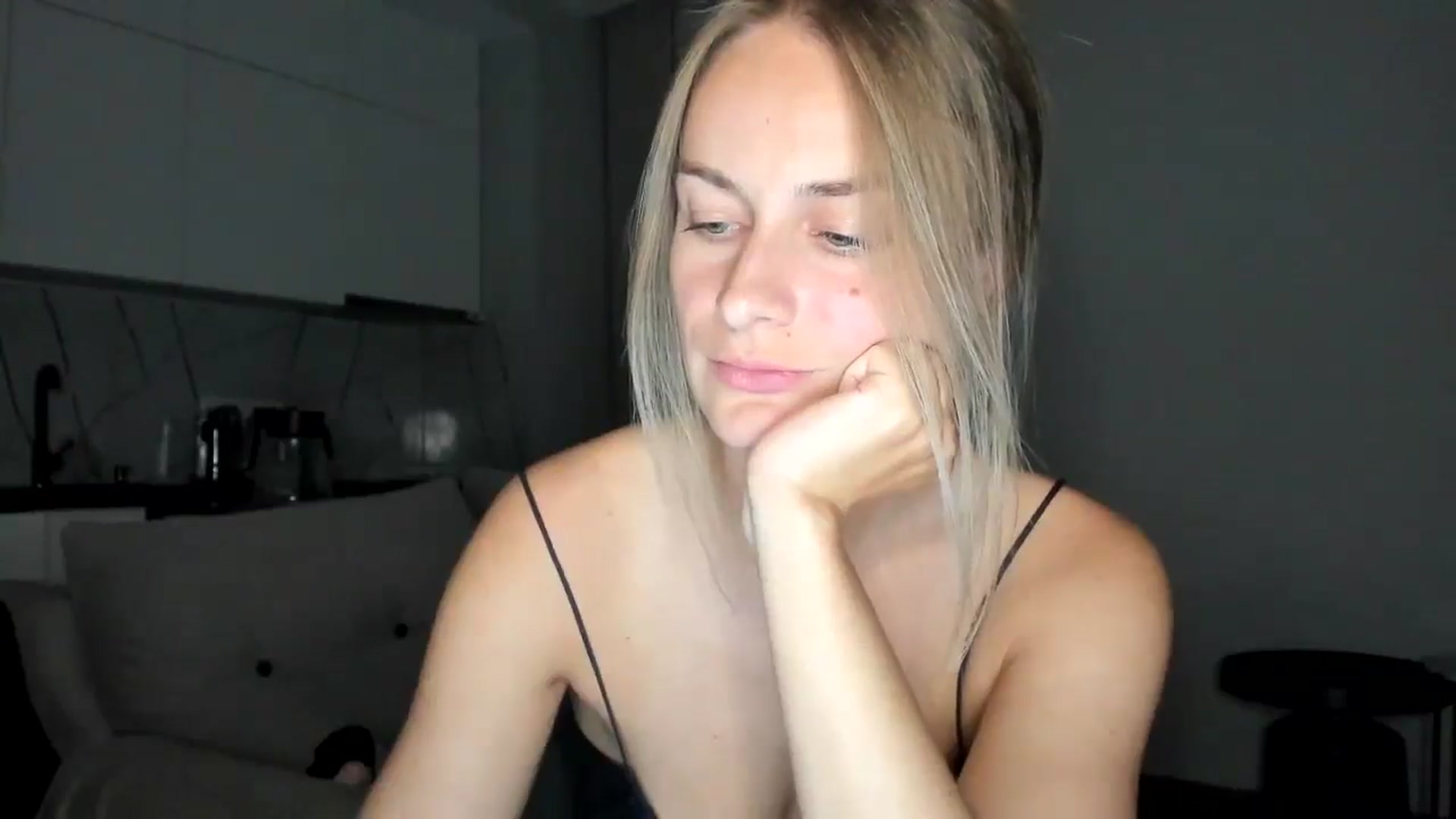 Gallery image thumbnail from regular_girl's myfreecams stream on, 10/12/2025, 20:53 image 11 of 20