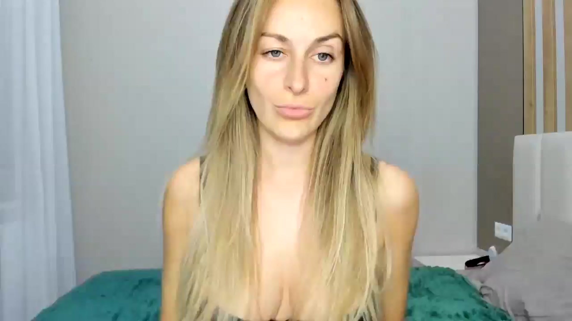 Gallery image thumbnail from regular_girl's myfreecams stream on, 10/26/2025, 16:33 image 1 of 20