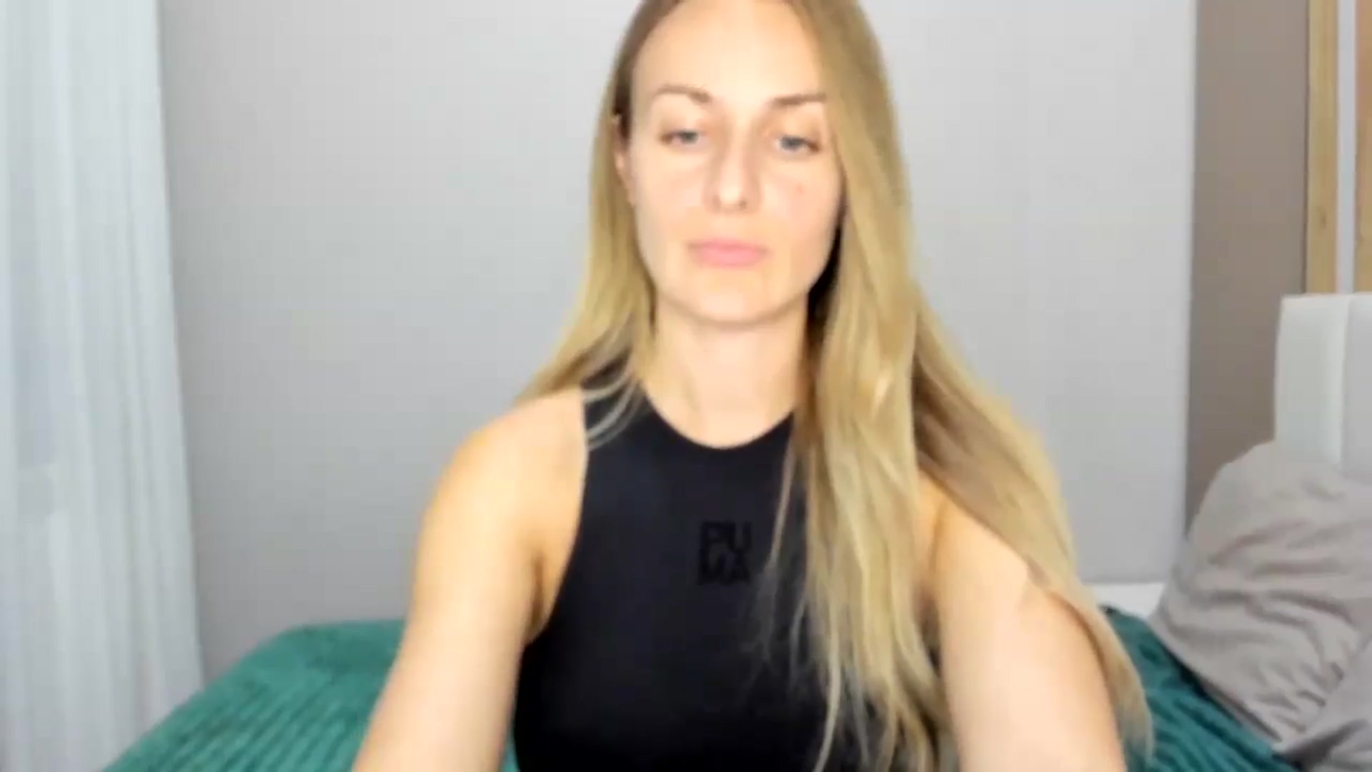 Gallery image thumbnail from regular_girl's myfreecams stream on, 10/28/2025, 16:52 image 19 of 20