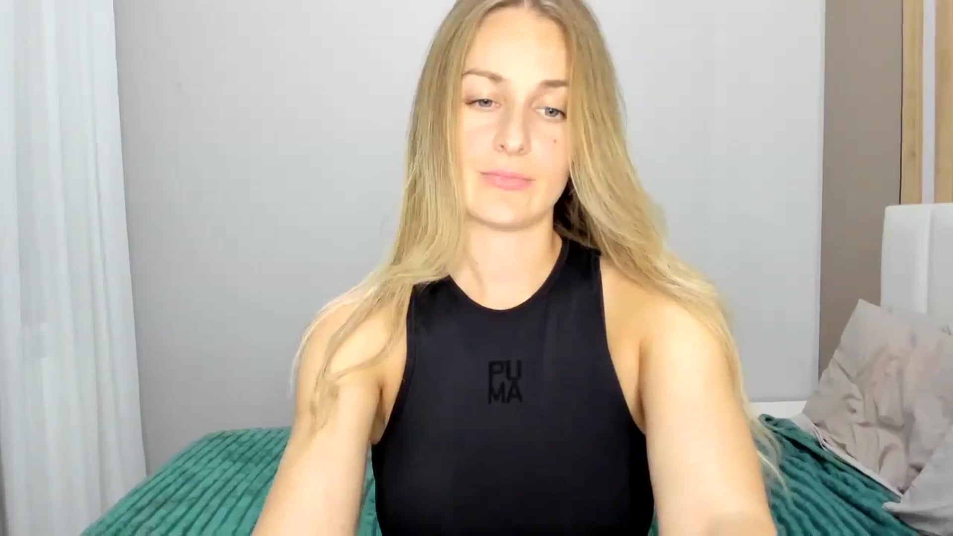 Gallery image thumbnail from regular_girl's myfreecams stream on, 10/28/2025, 16:52 image 10 of 20