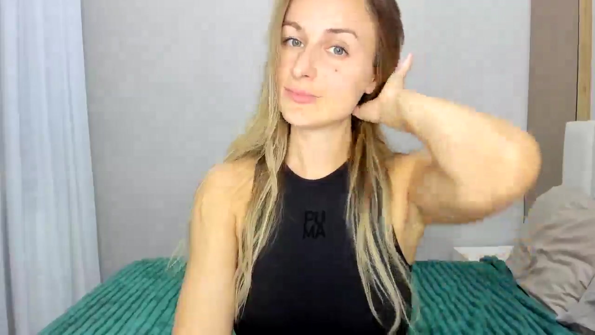 Gallery image thumbnail from regular_girl's myfreecams stream on, 10/28/2025, 19:13 image 17 of 20
