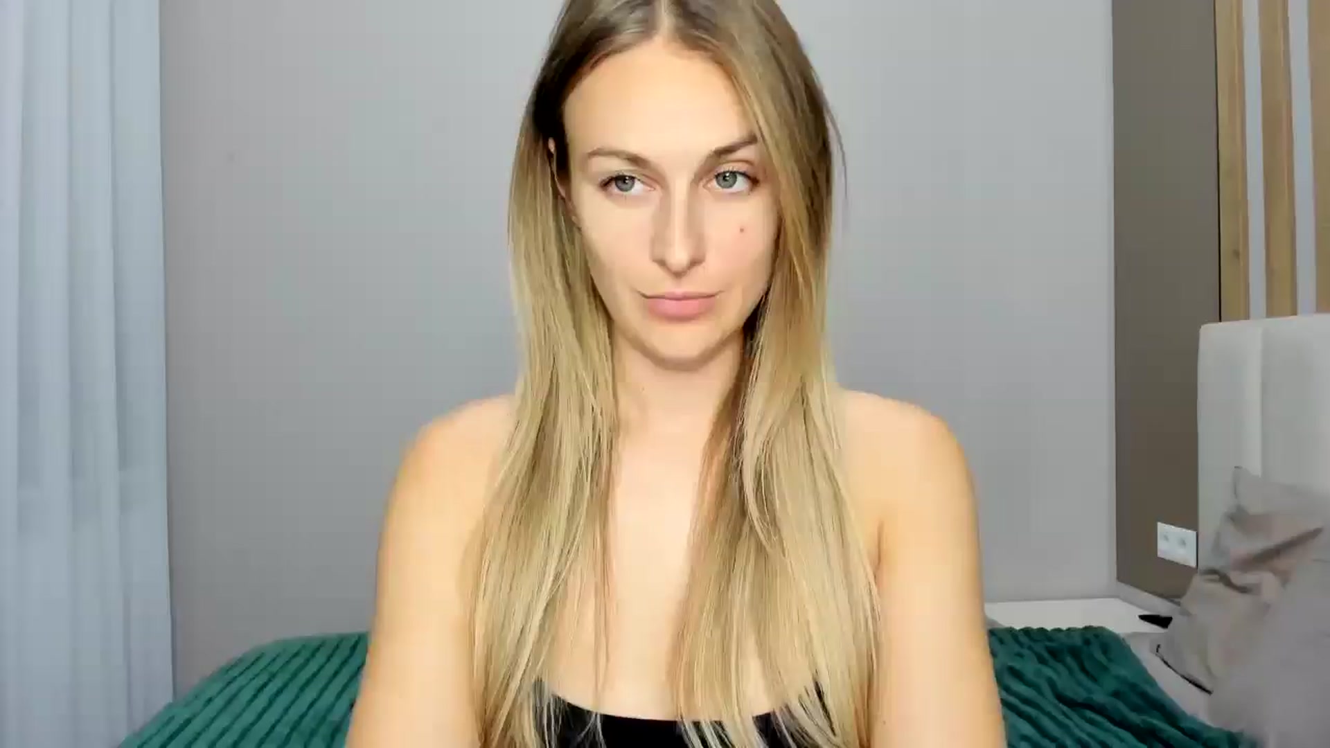 Gallery image thumbnail from regular_girl's myfreecams stream on, 10/30/2025, 18:47 image 1 of 20