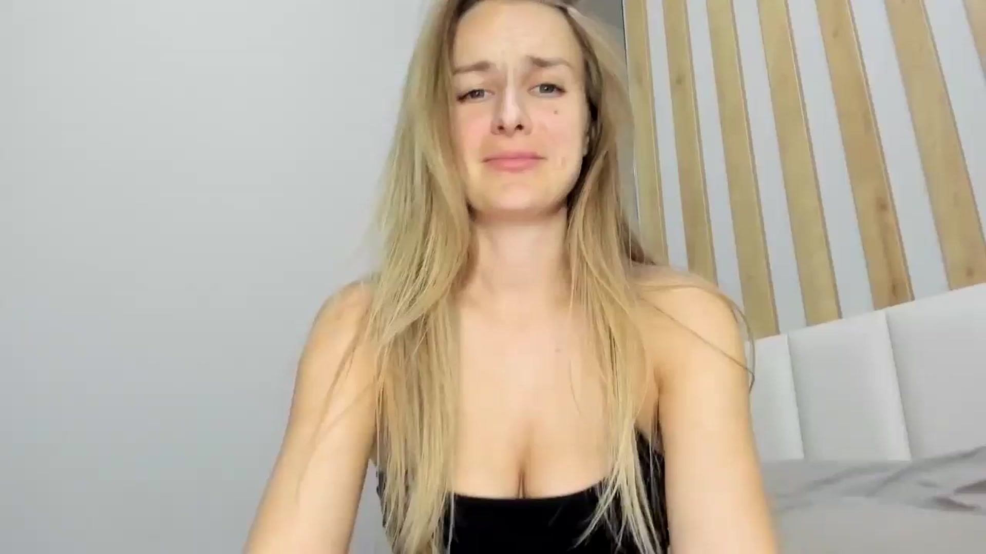 Gallery image thumbnail from regular_girl's myfreecams stream on, 11/13/2025, 17:32 image 20 of 20