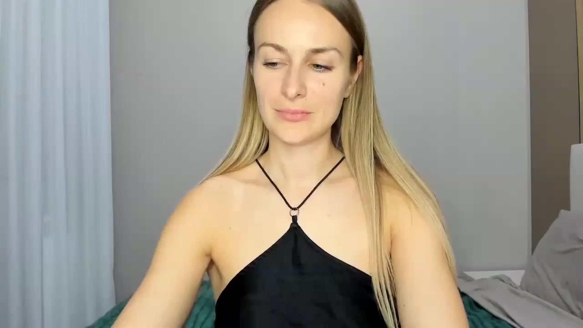 Gallery image thumbnail from regular_girl's myfreecams stream on, 12/06/2025, 19:26 image 4 of 20