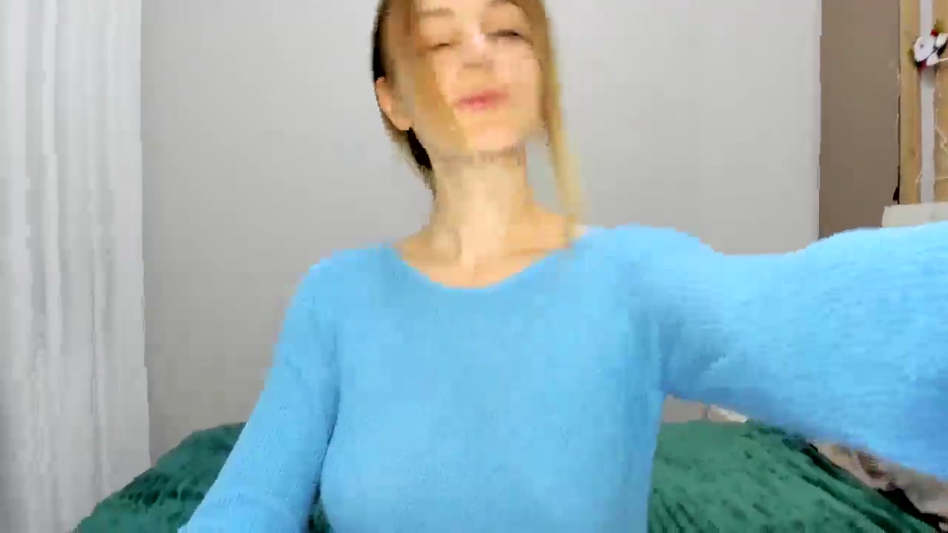 Gallery image thumbnail from regular_girl's myfreecams stream on, 12/21/2025, 17:22 image 13 of 20