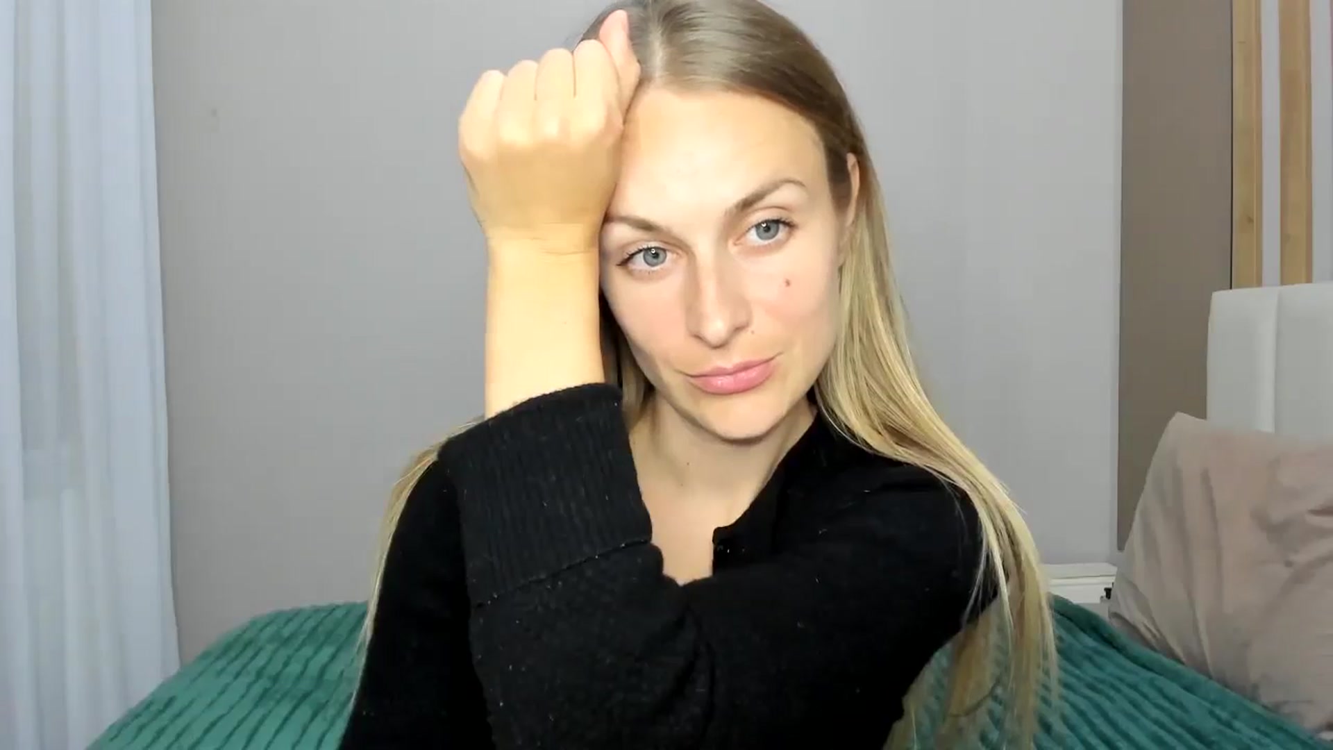 Gallery image thumbnail from regular_girl's myfreecams stream on, 01/28/2026, 17:23 image 4 of 20